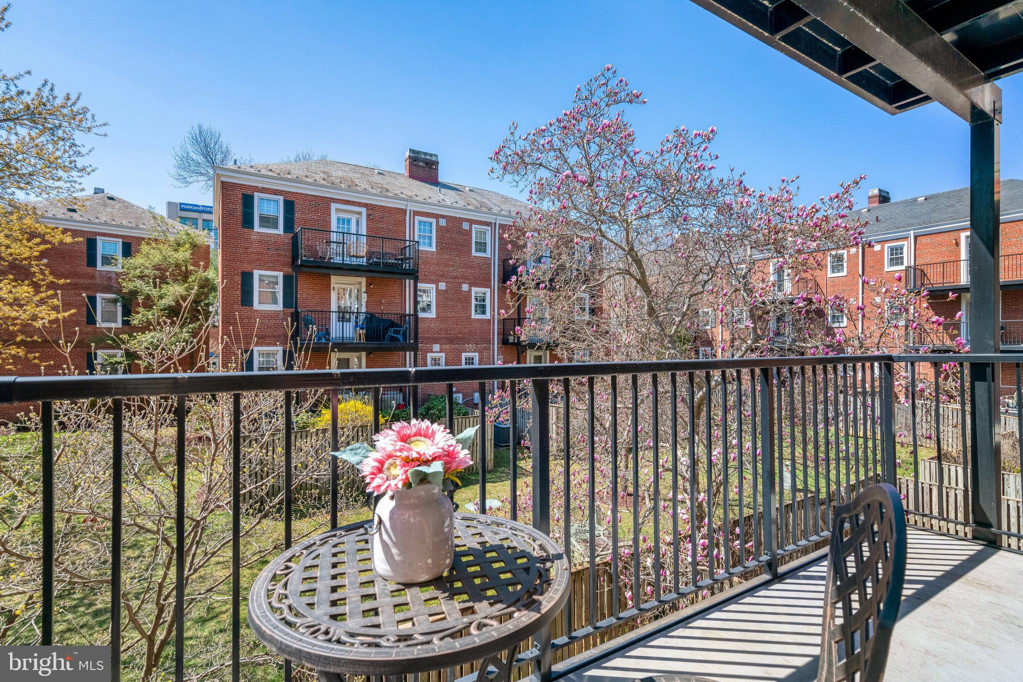 FAIRLINGTON VILLAGE - Residential