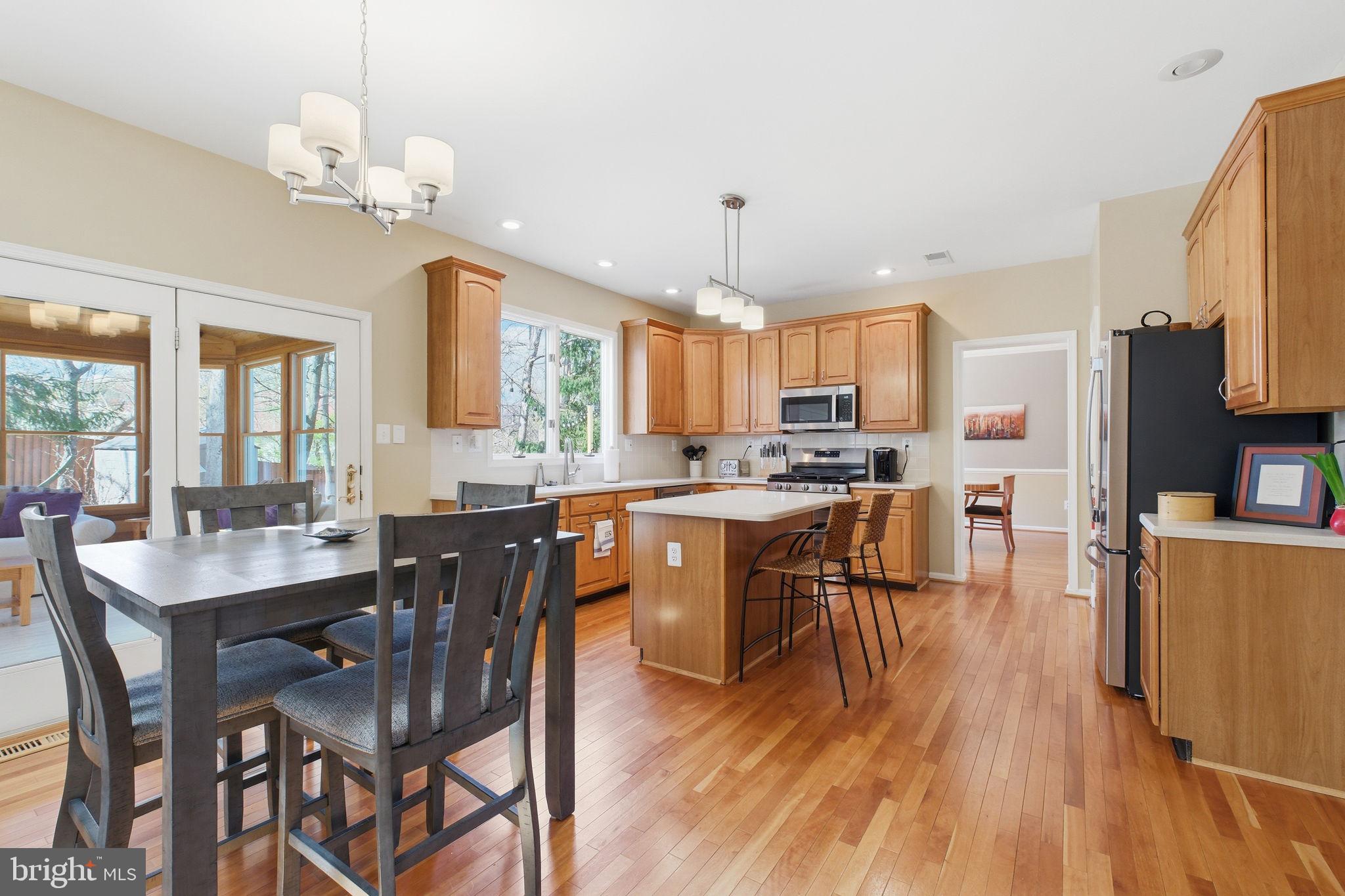 RIDGEGATE WOODS - Residential