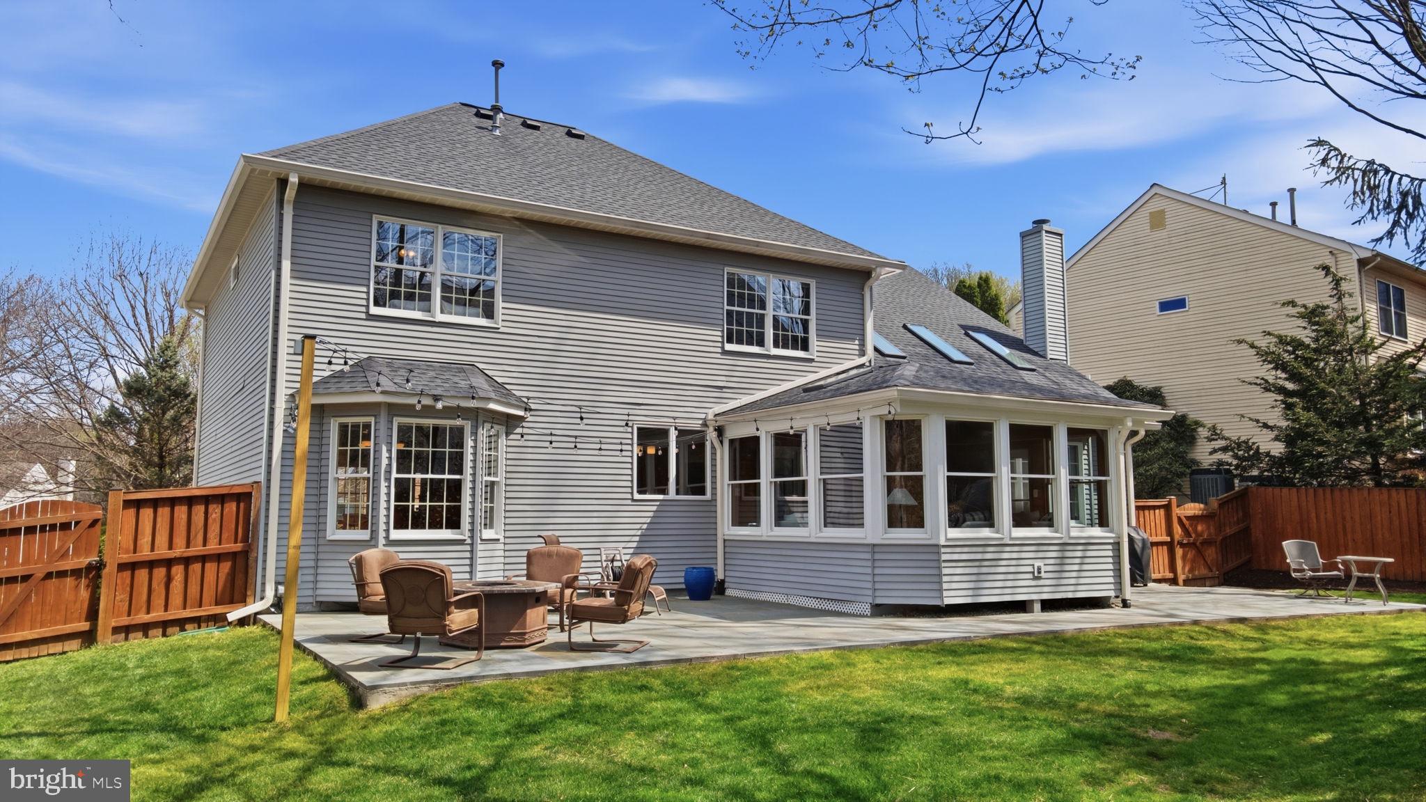 RIDGEGATE WOODS - Residential