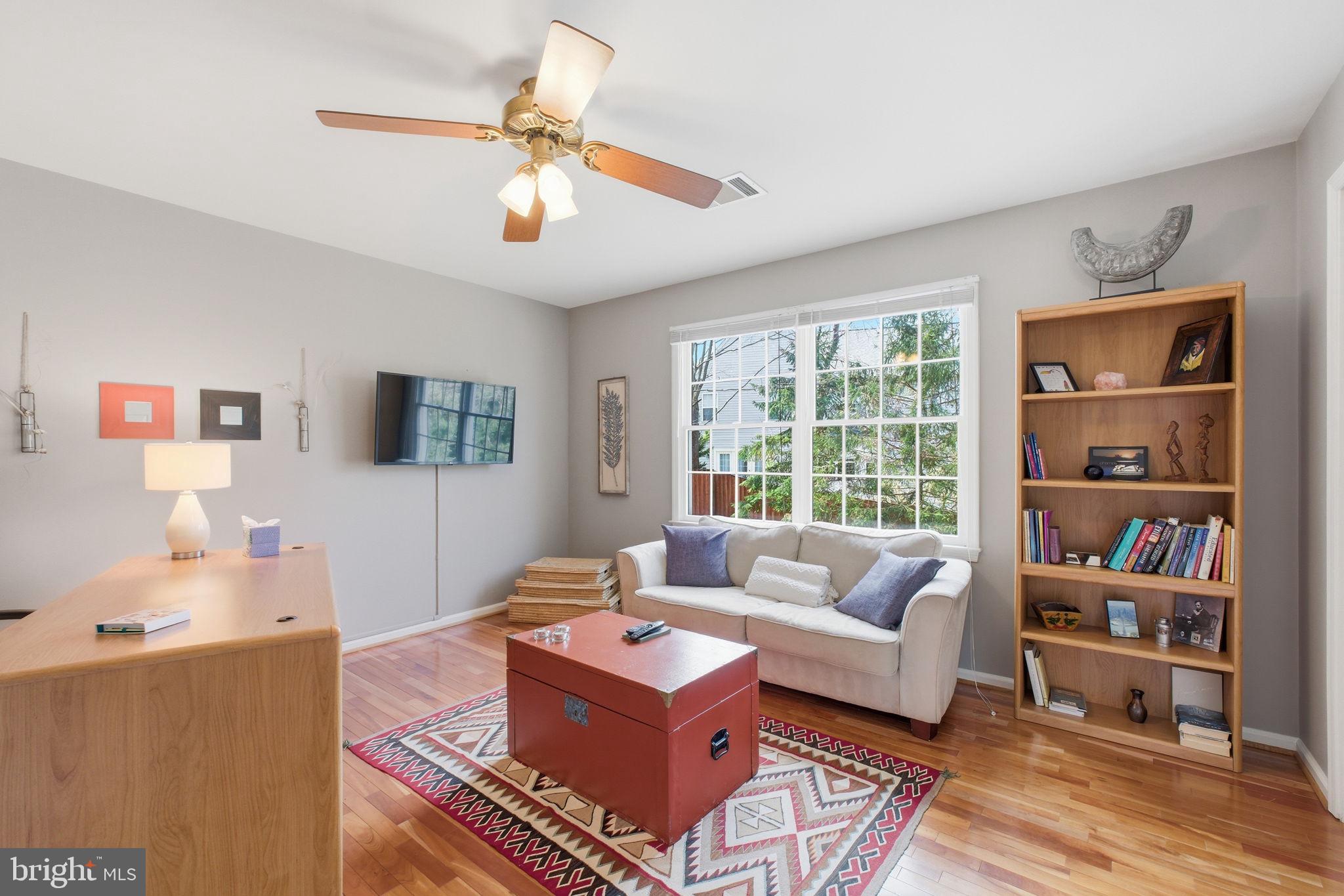 RIDGEGATE WOODS - Residential