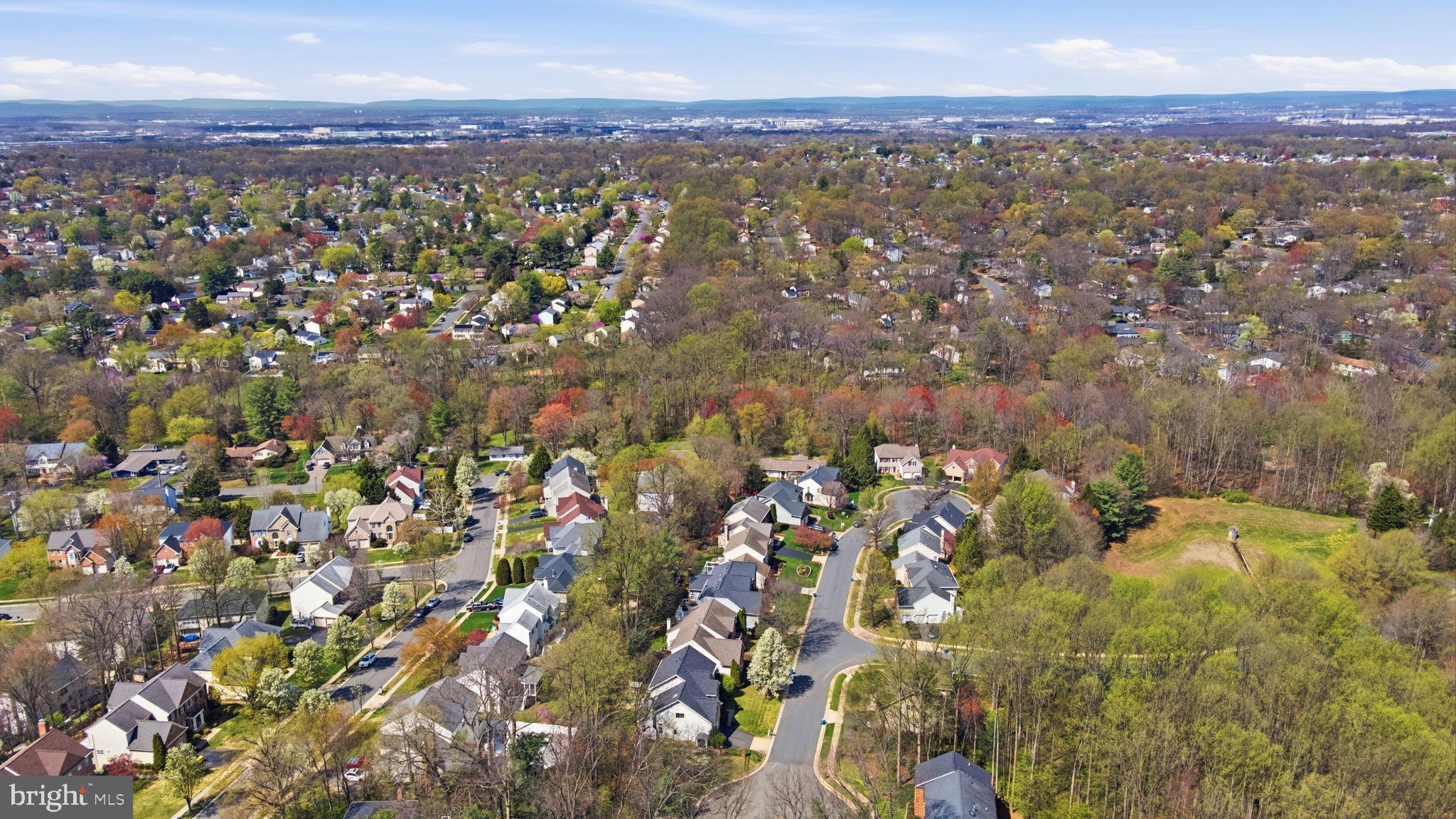 RIDGEGATE WOODS - Residential