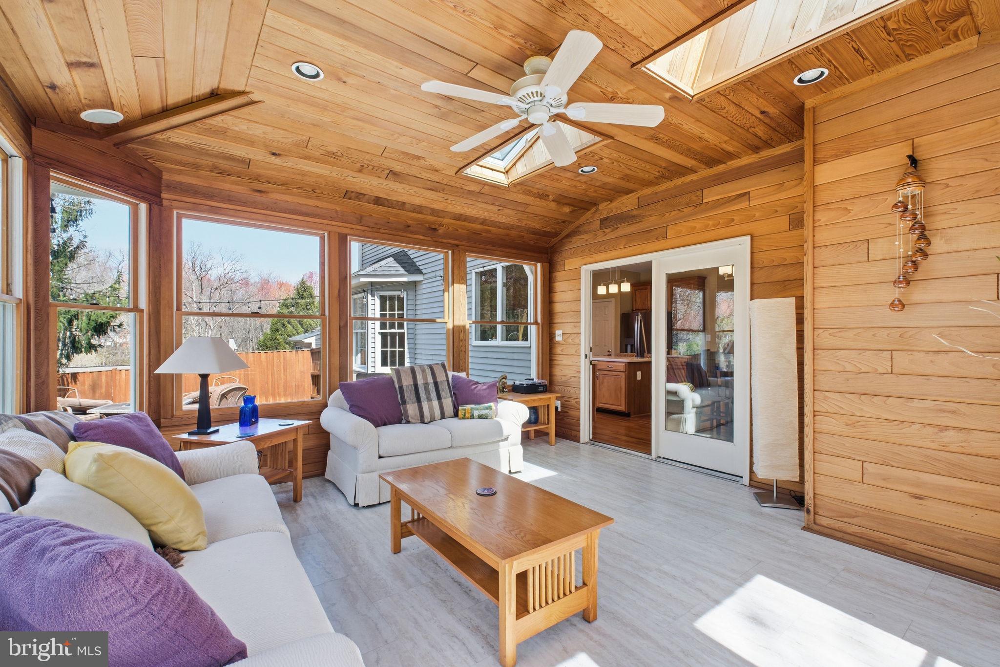 RIDGEGATE WOODS - Residential