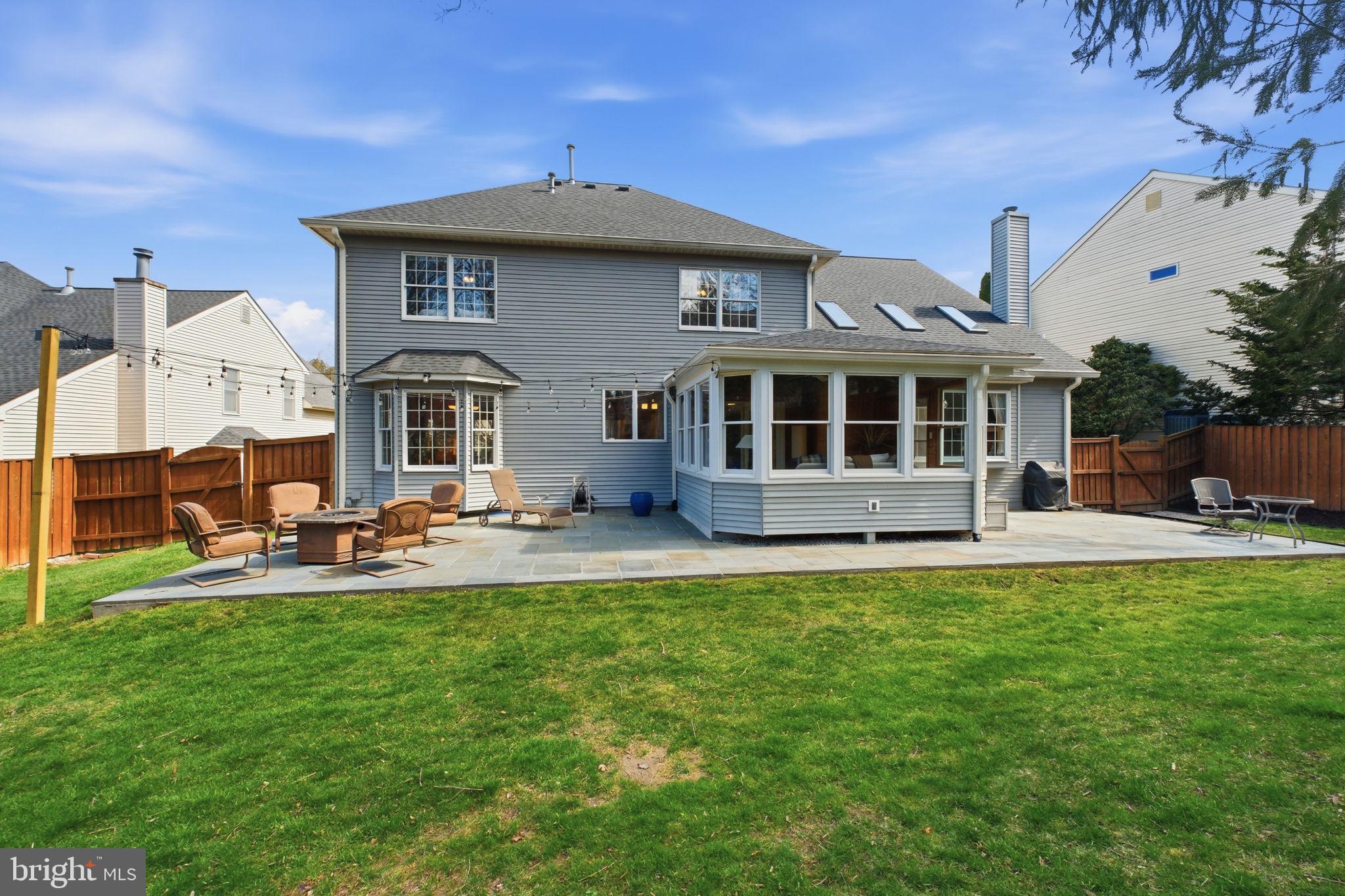 RIDGEGATE WOODS - Residential