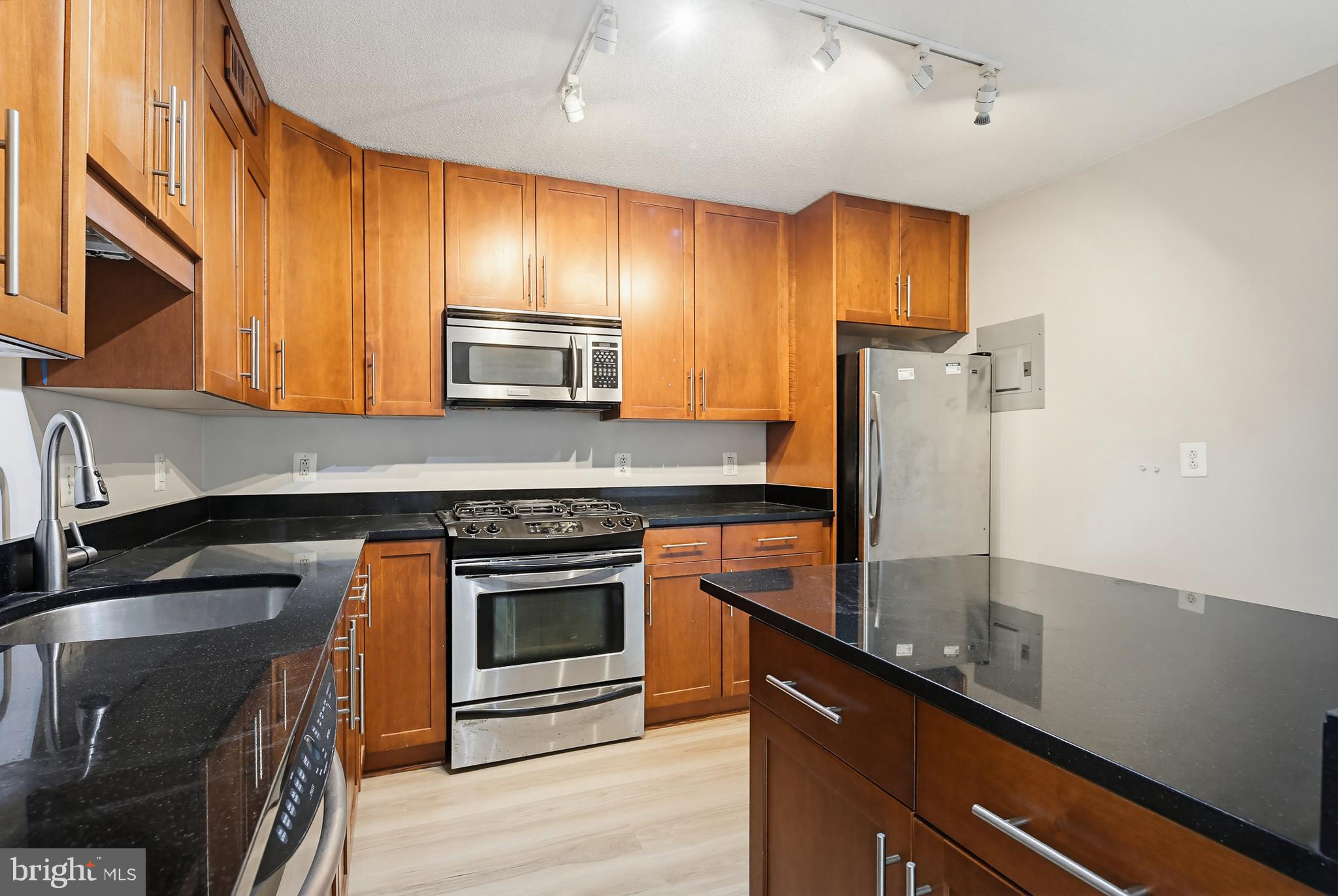 TAKOMA PARK - Residential