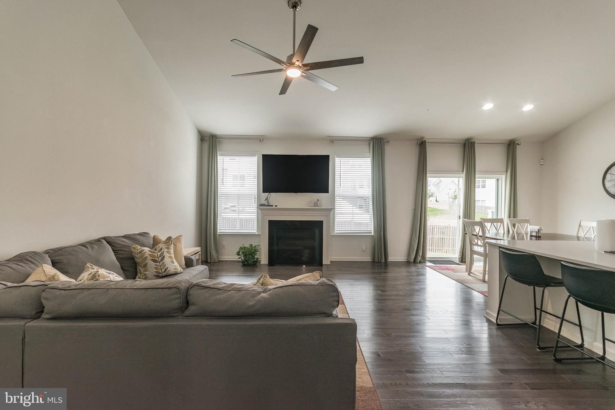 MARTINSBURG STATION - Residential