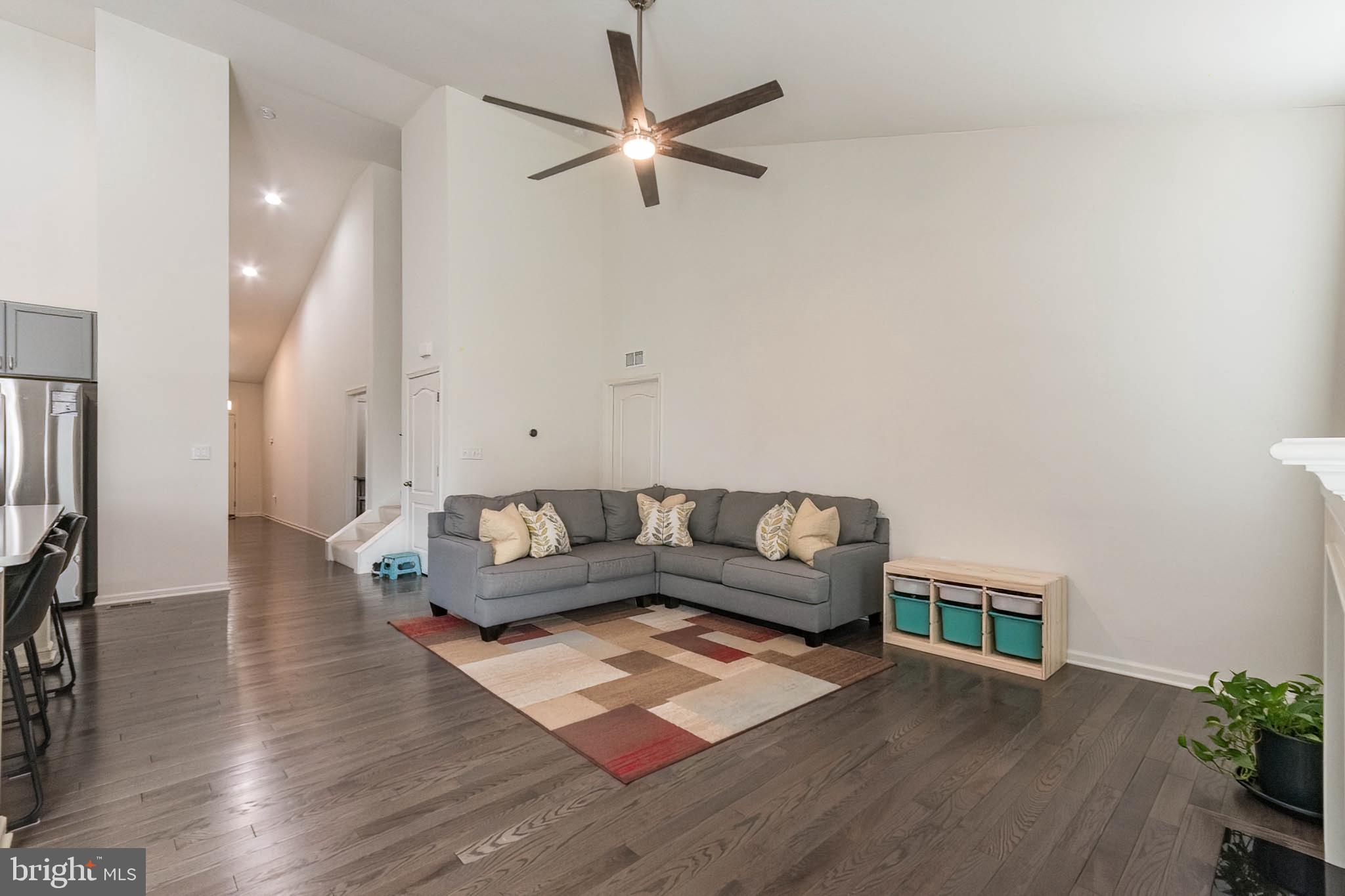 MARTINSBURG STATION - Residential