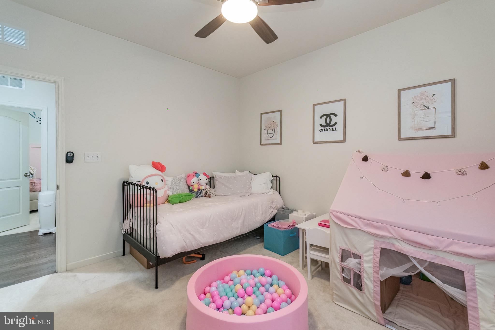 MARTINSBURG STATION - Residential