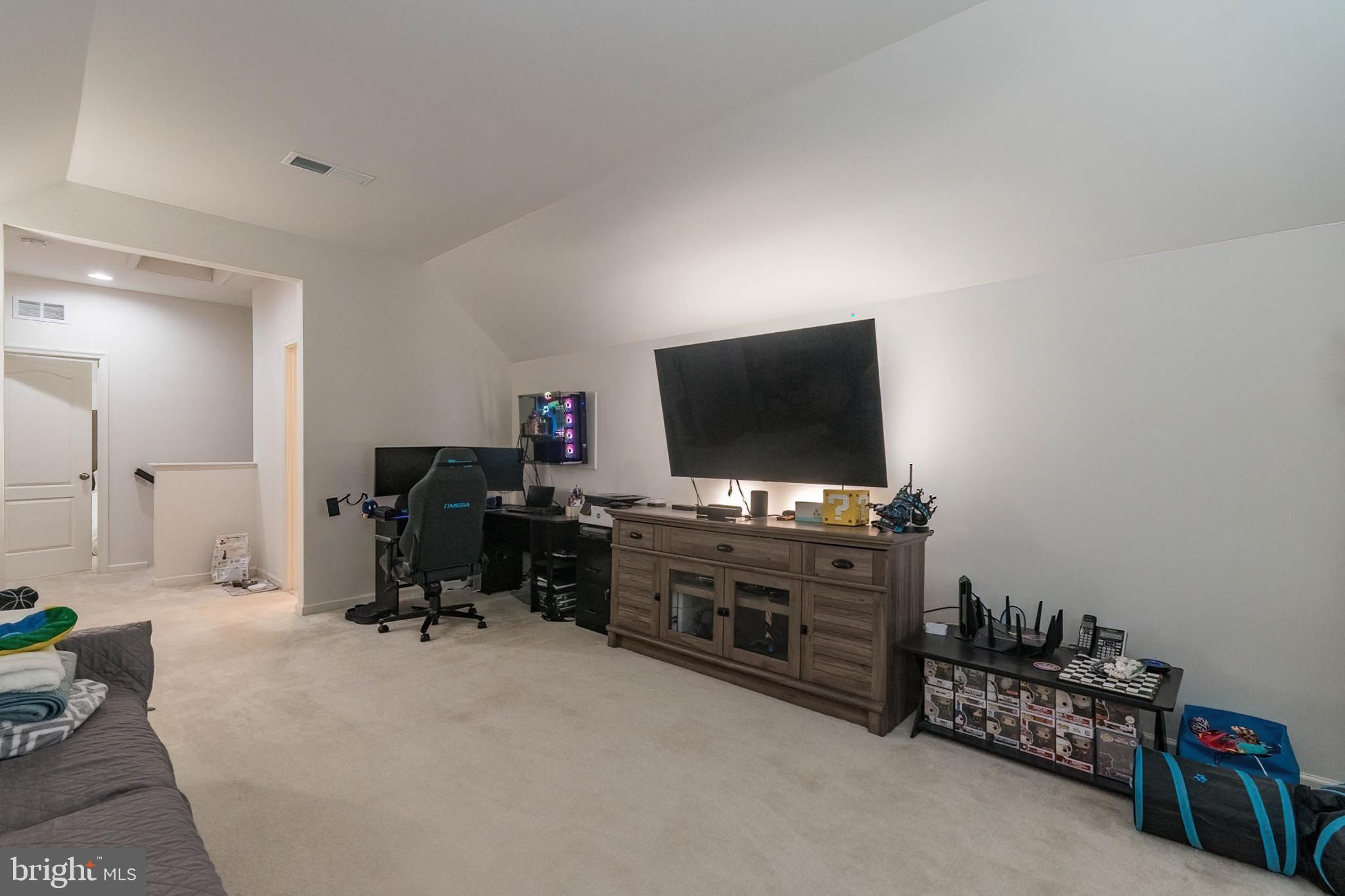 MARTINSBURG STATION - Residential