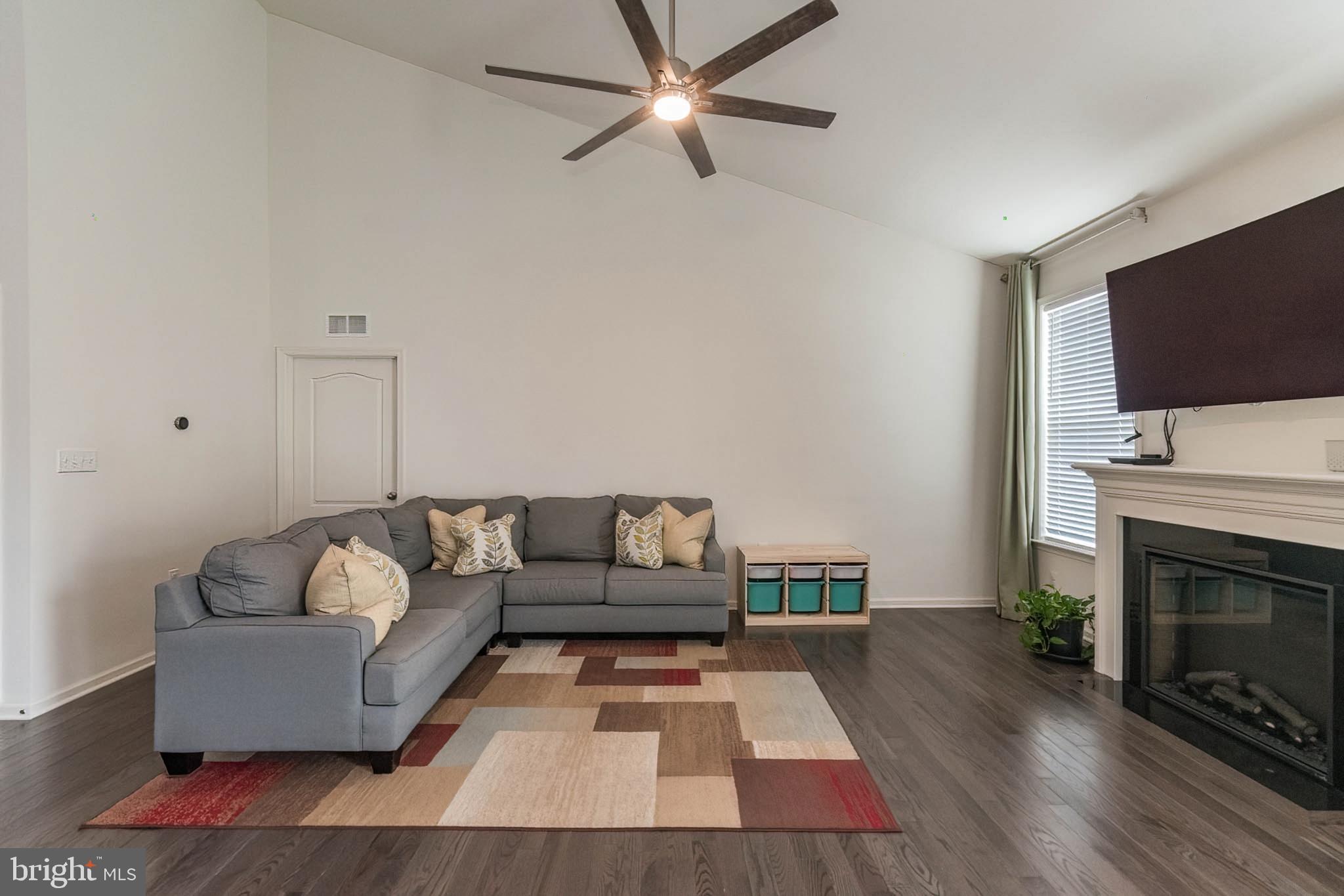 MARTINSBURG STATION - Residential