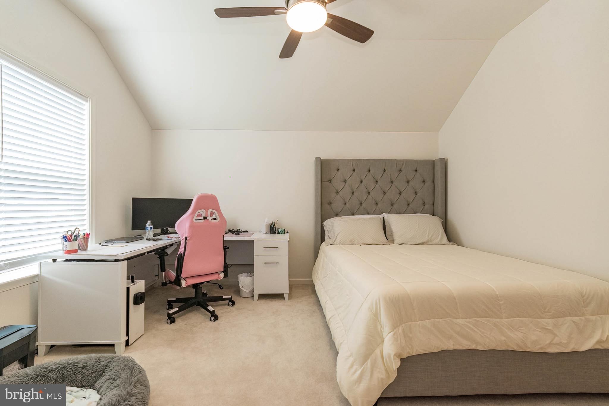 MARTINSBURG STATION - Residential