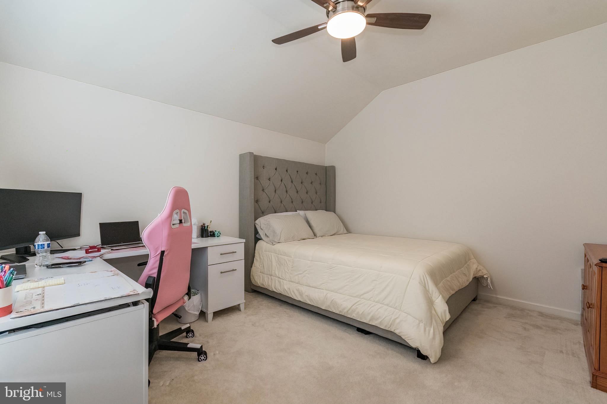 MARTINSBURG STATION - Residential