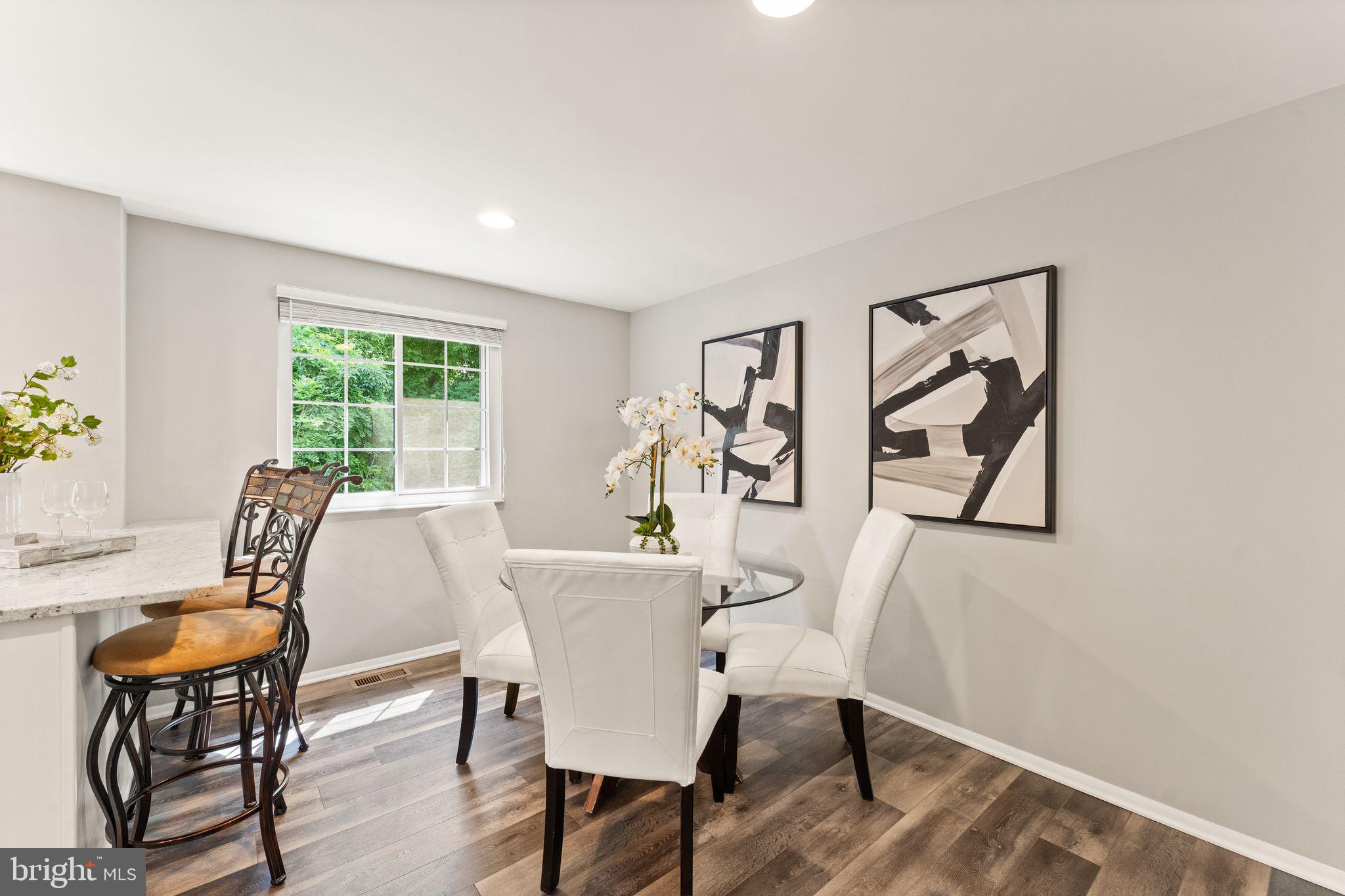 WHITFIELD GREEN - Residential