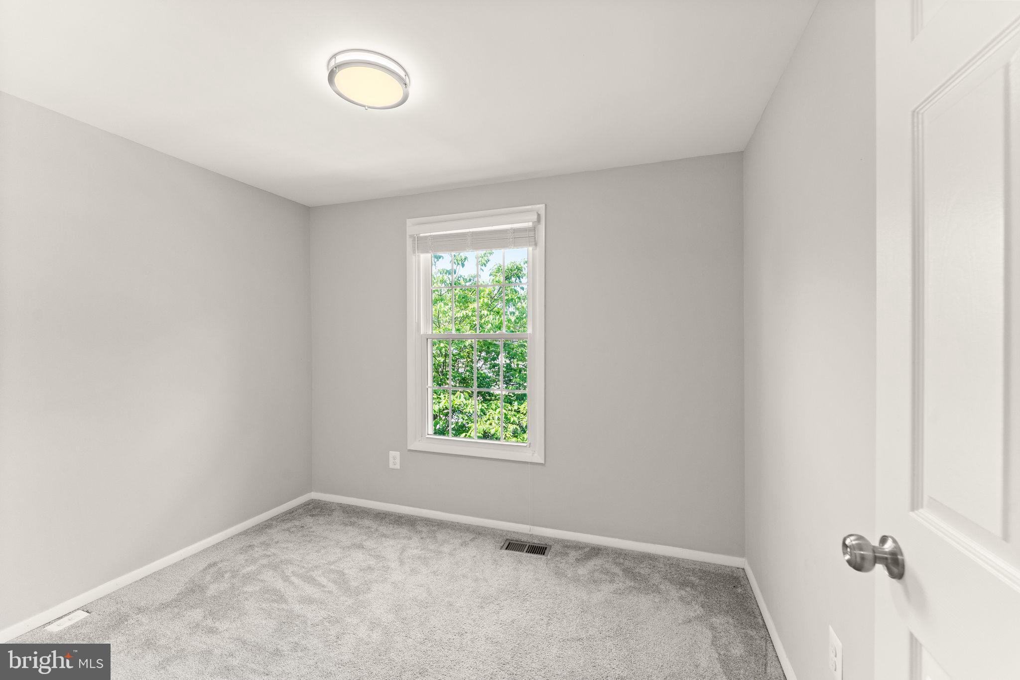 WHITFIELD GREEN - Residential