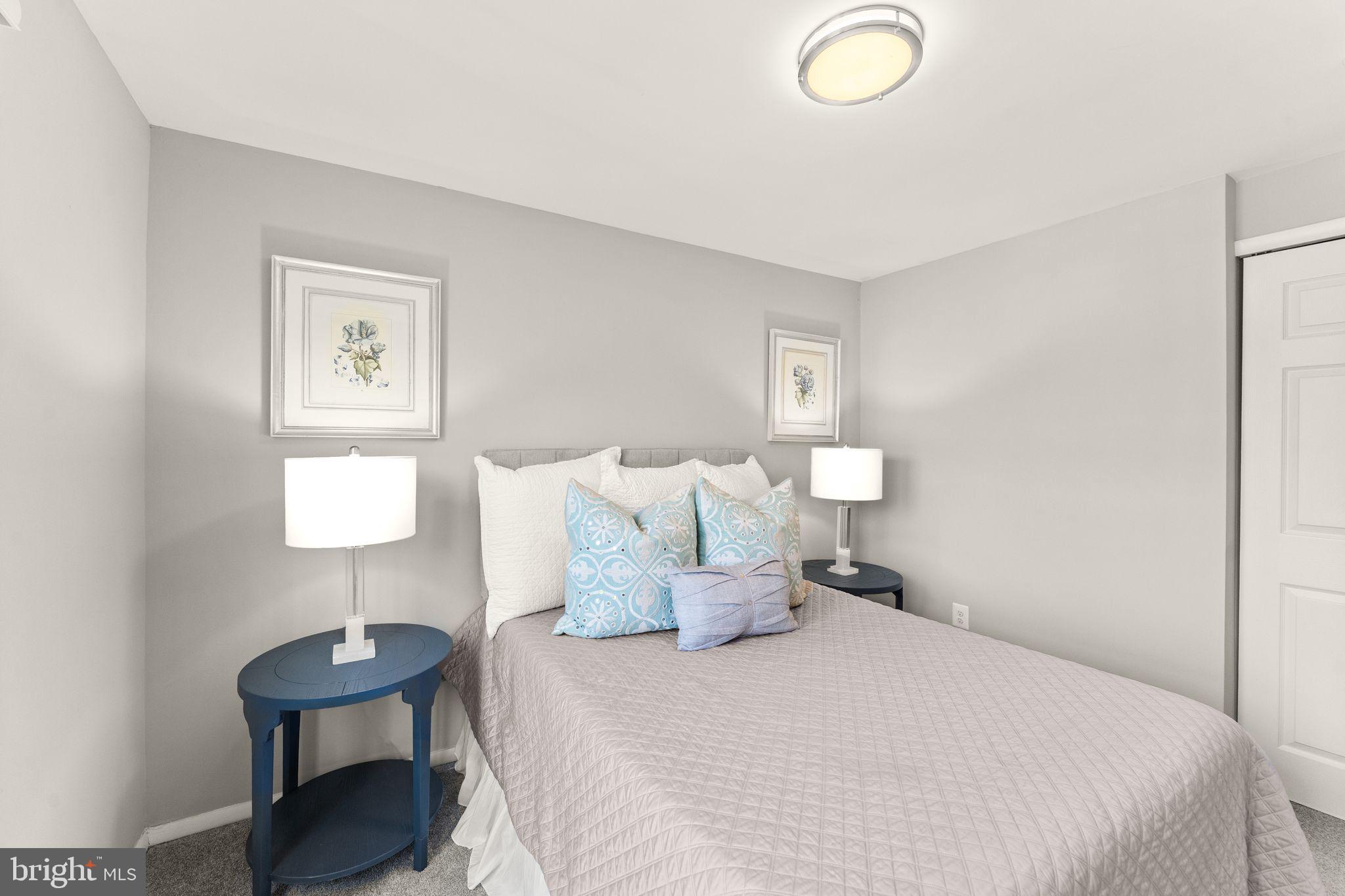 WHITFIELD GREEN - Residential