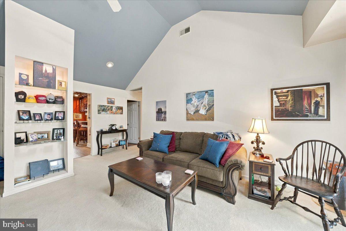 922 W MONTGOMERY AVENUE G-4