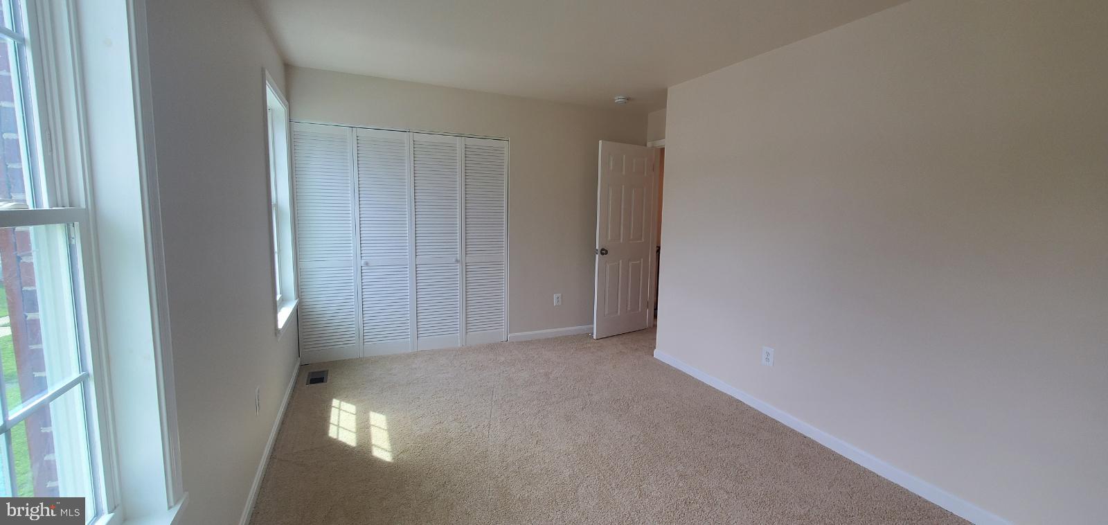 KENT SQUARE LA PLATA - Residential