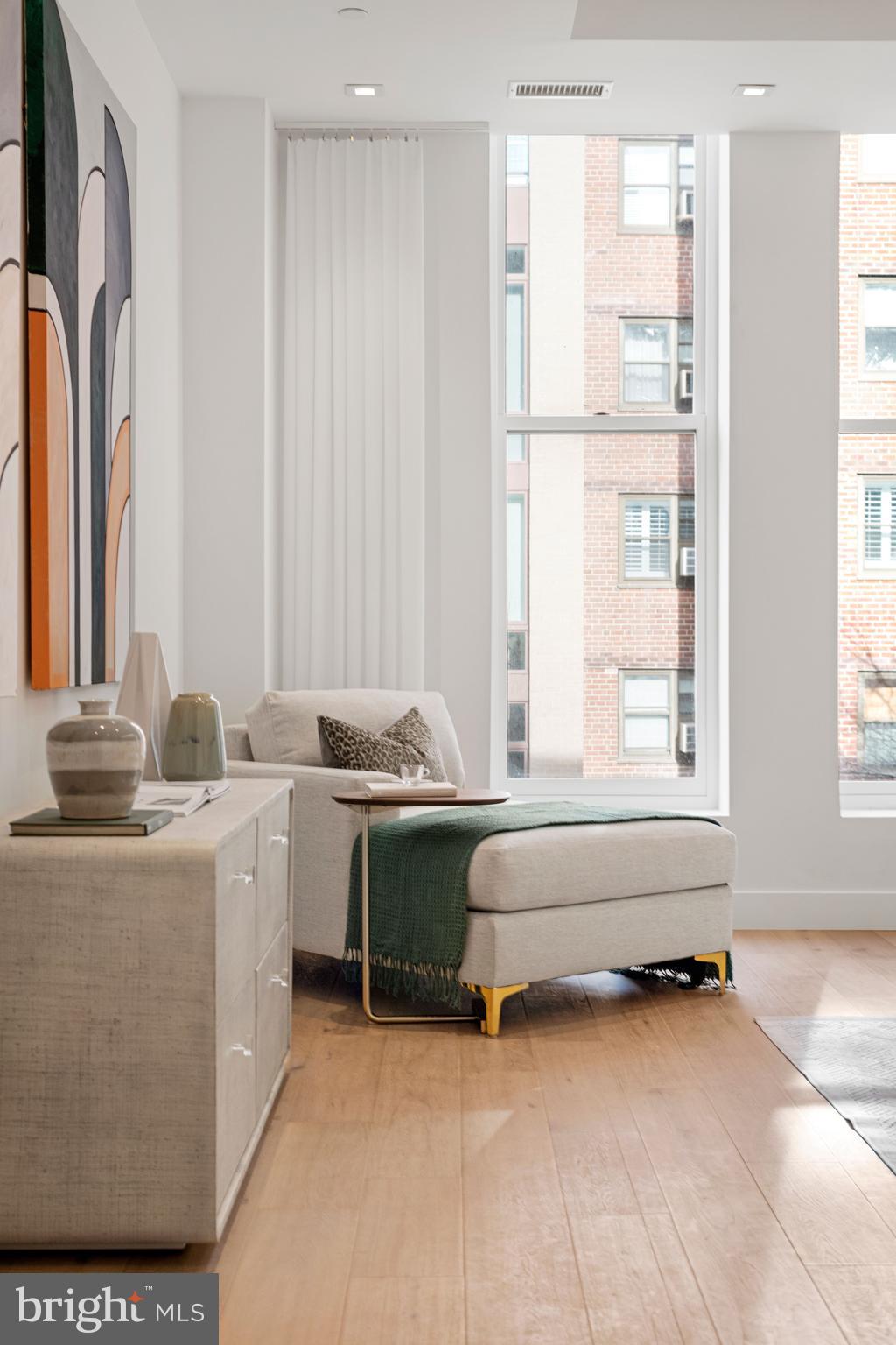 RITTENHOUSE SQUARE - Residential