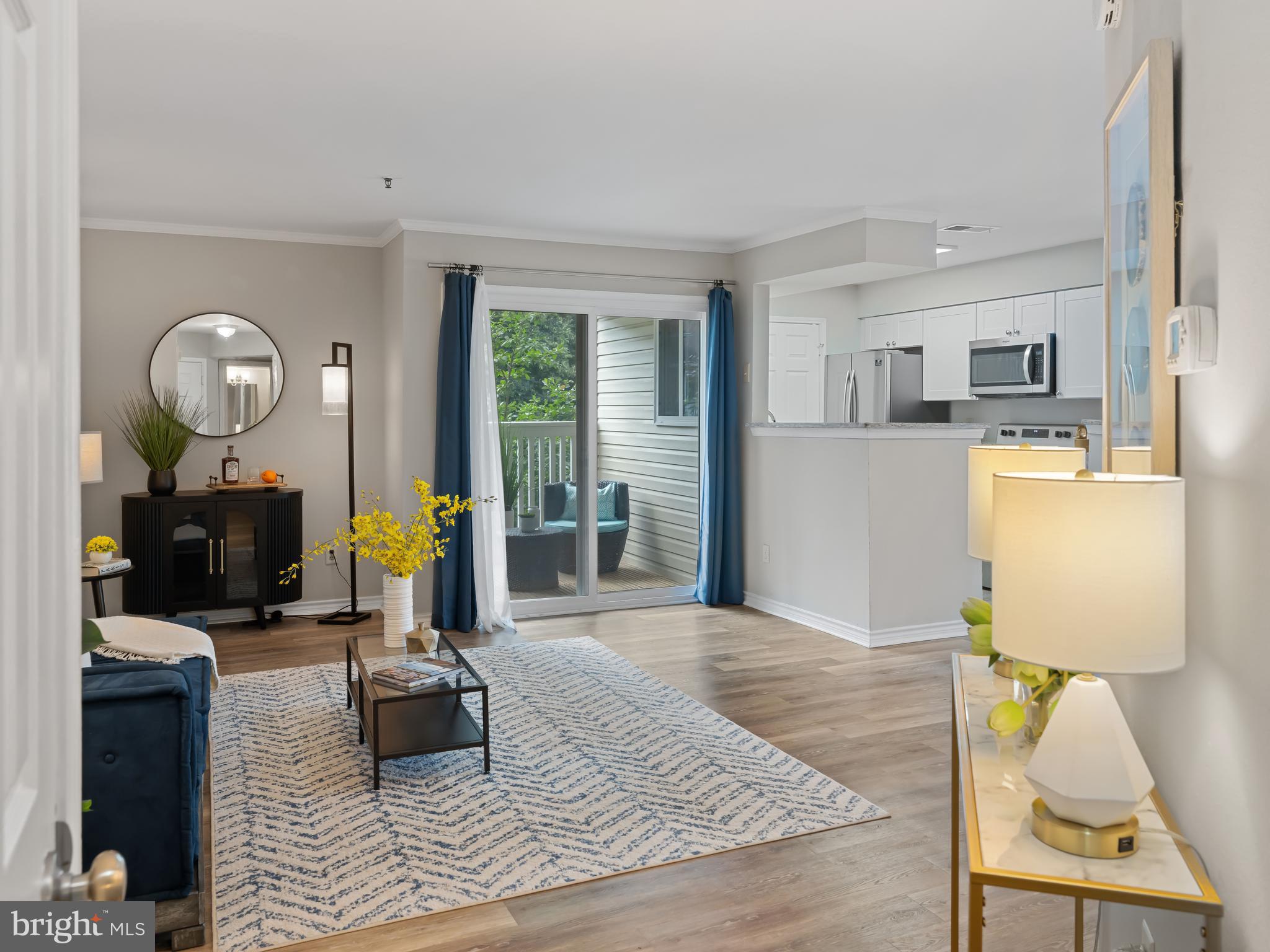 1524 LINCOLN WAY 105