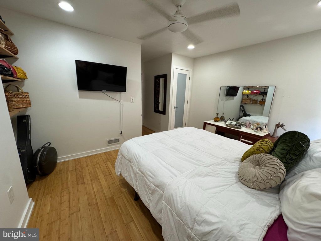 listing image 57
