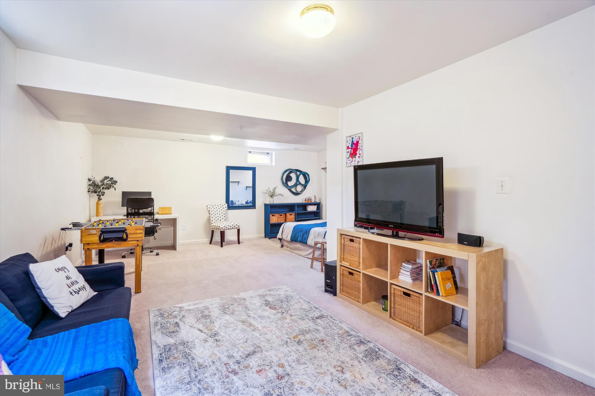 WEST LAUREL ACRES - Residential