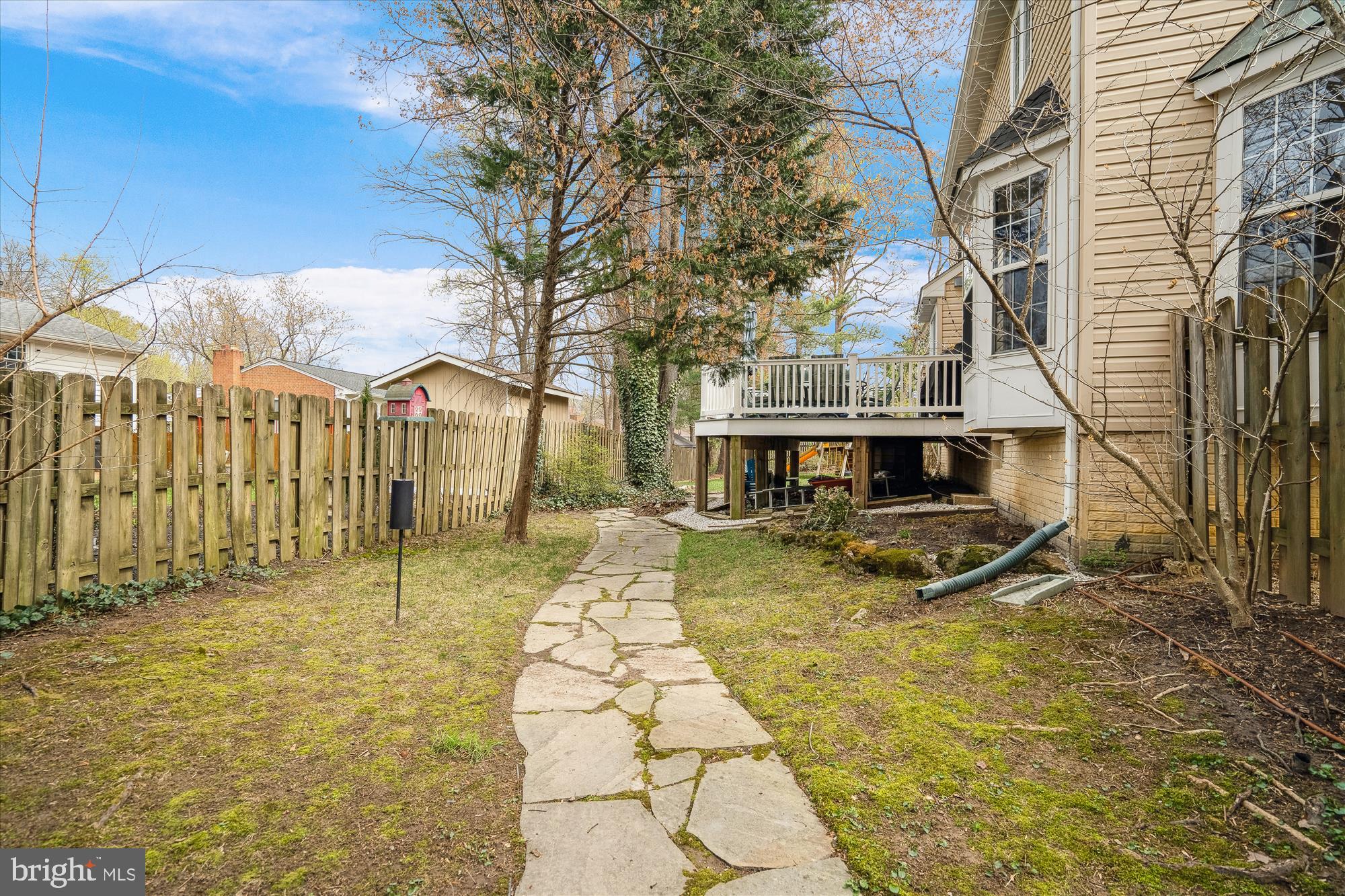 WEST LAUREL ACRES - Residential