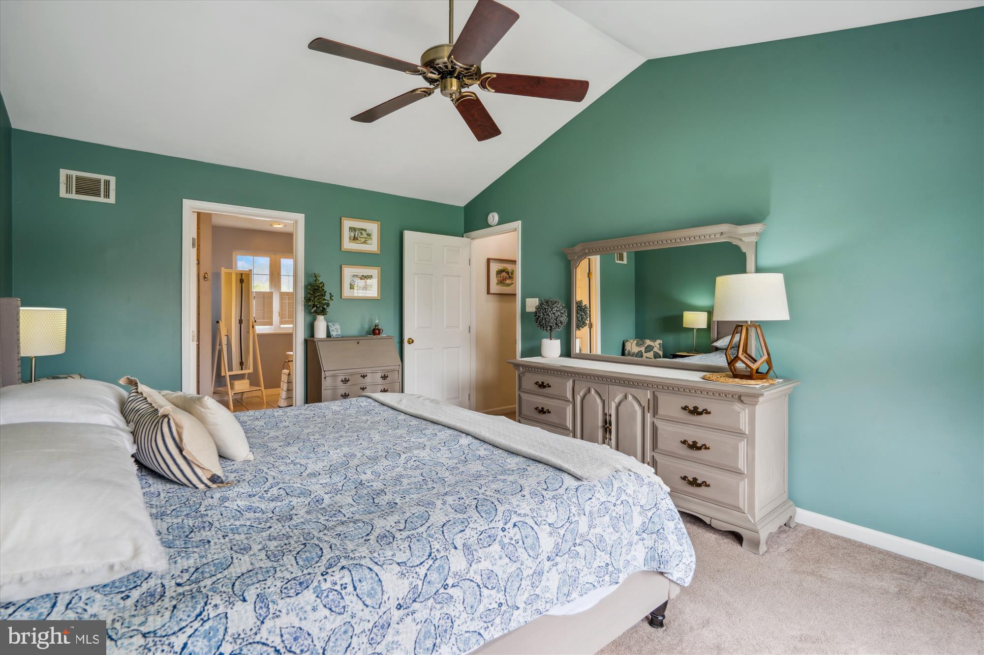 WEST LAUREL ACRES - Residential