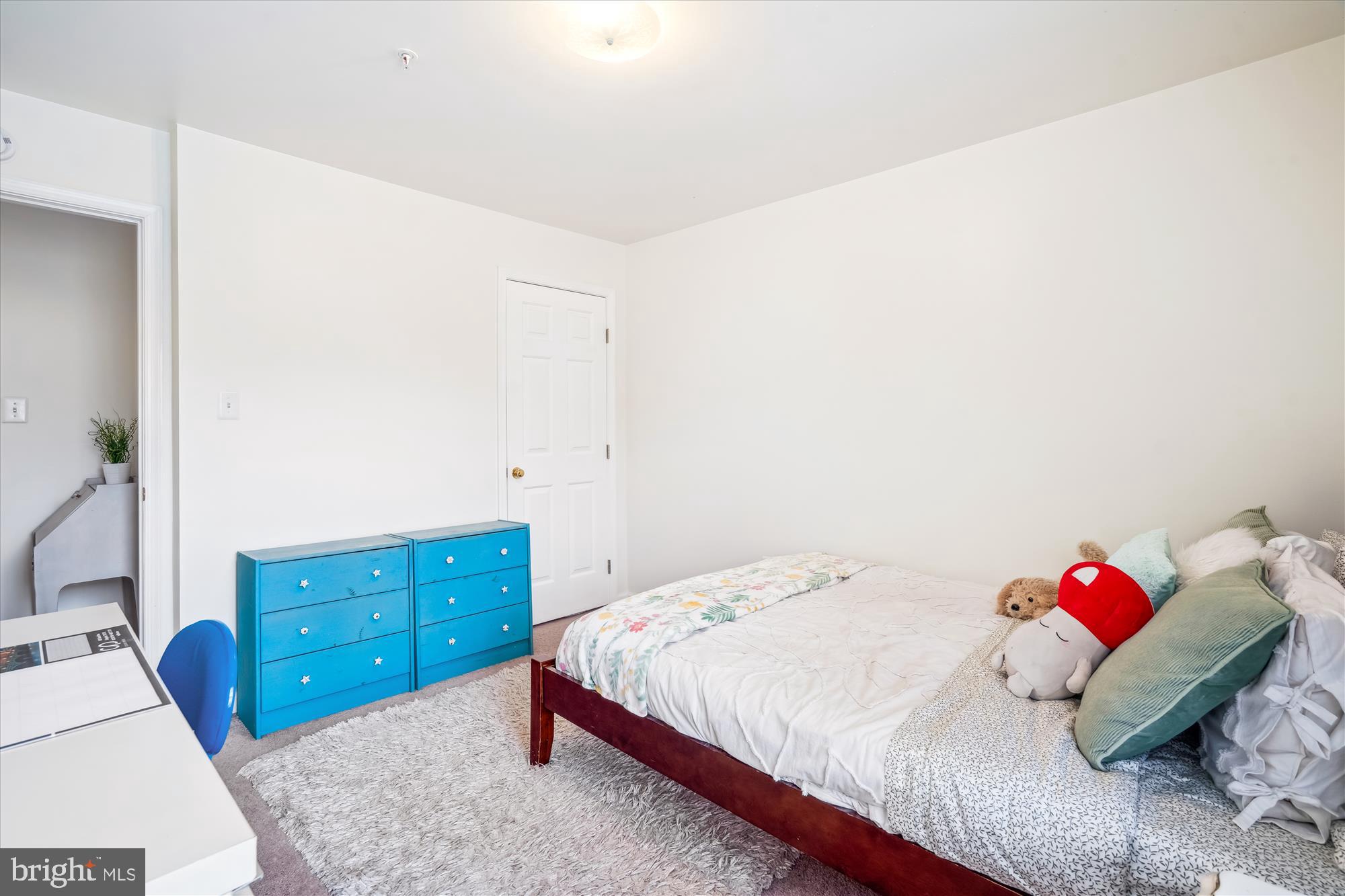 WEST LAUREL ACRES - Residential