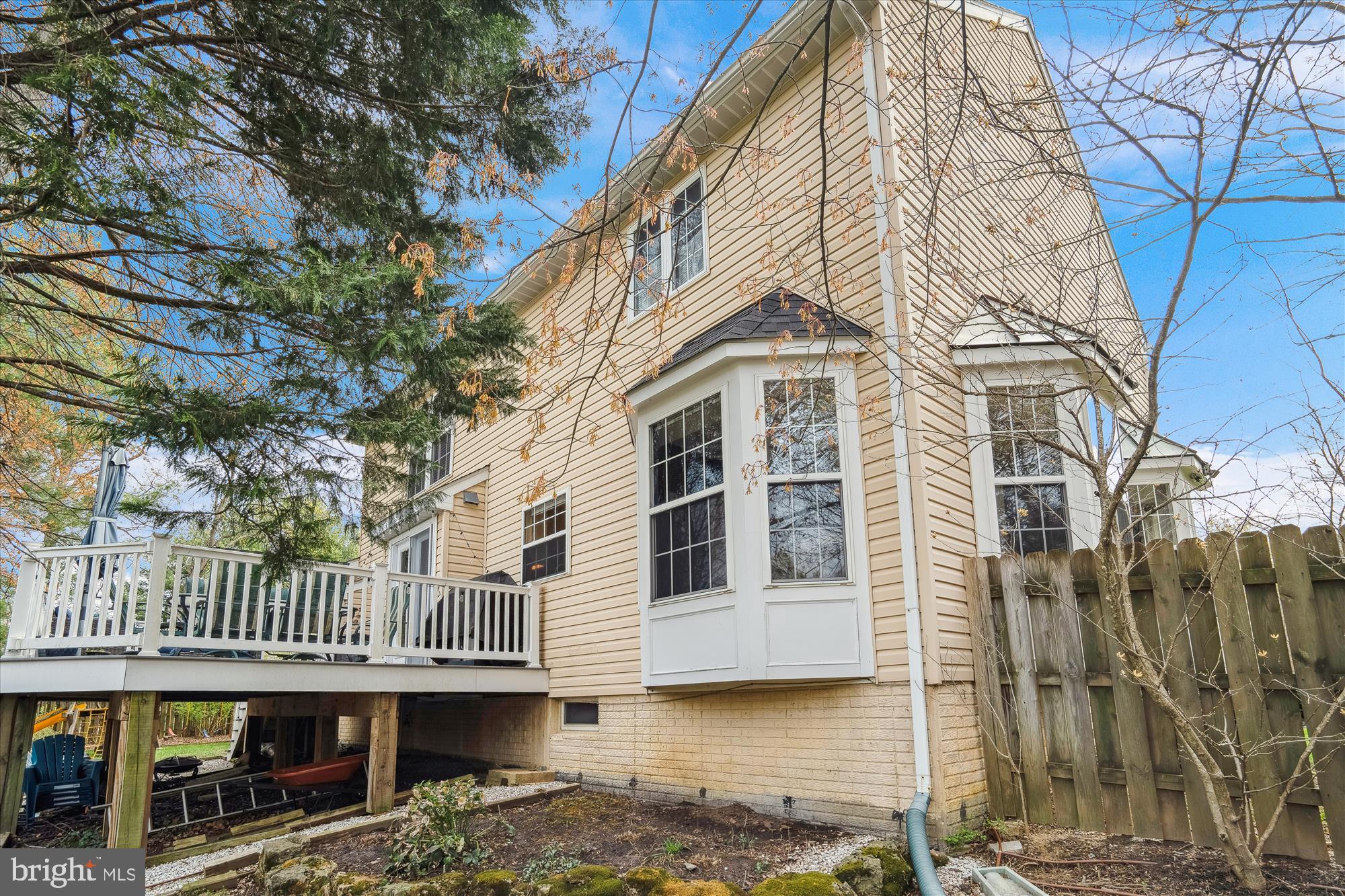 WEST LAUREL ACRES - Residential