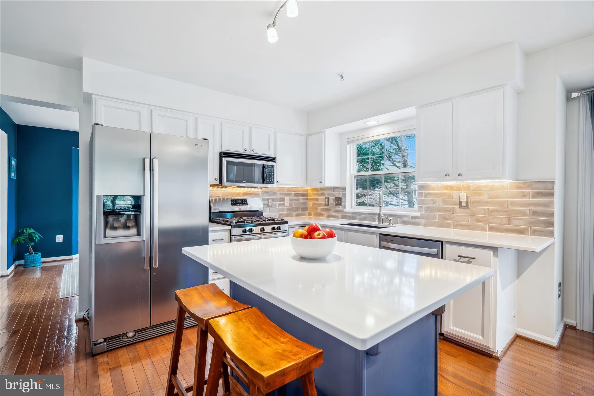 WEST LAUREL ACRES - Residential