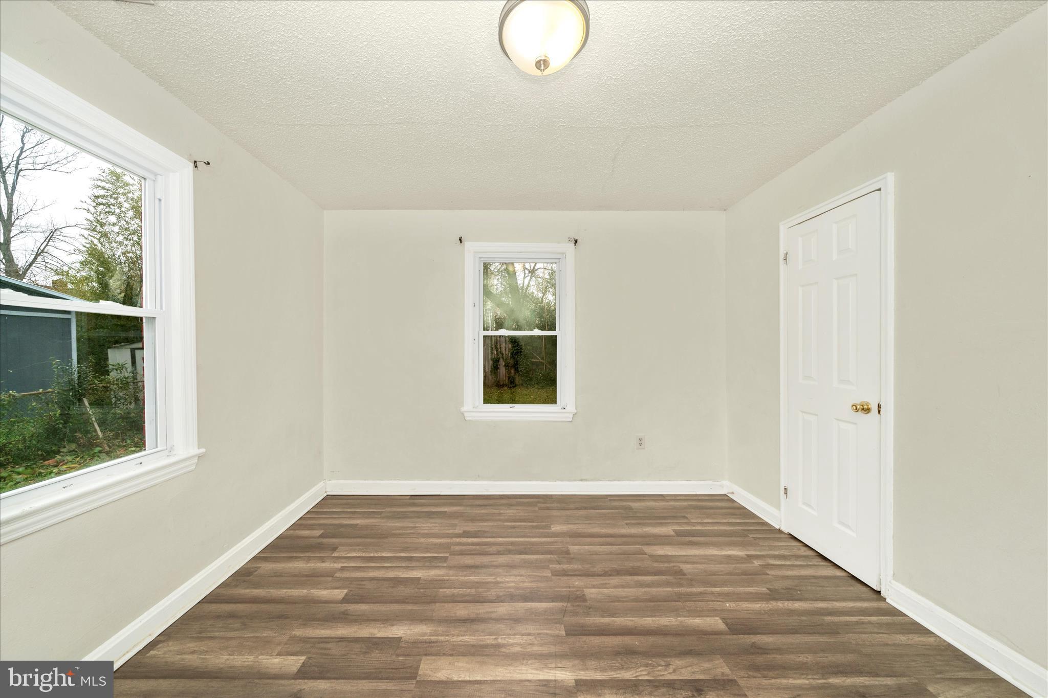 RADIANT VALLEY - Residential