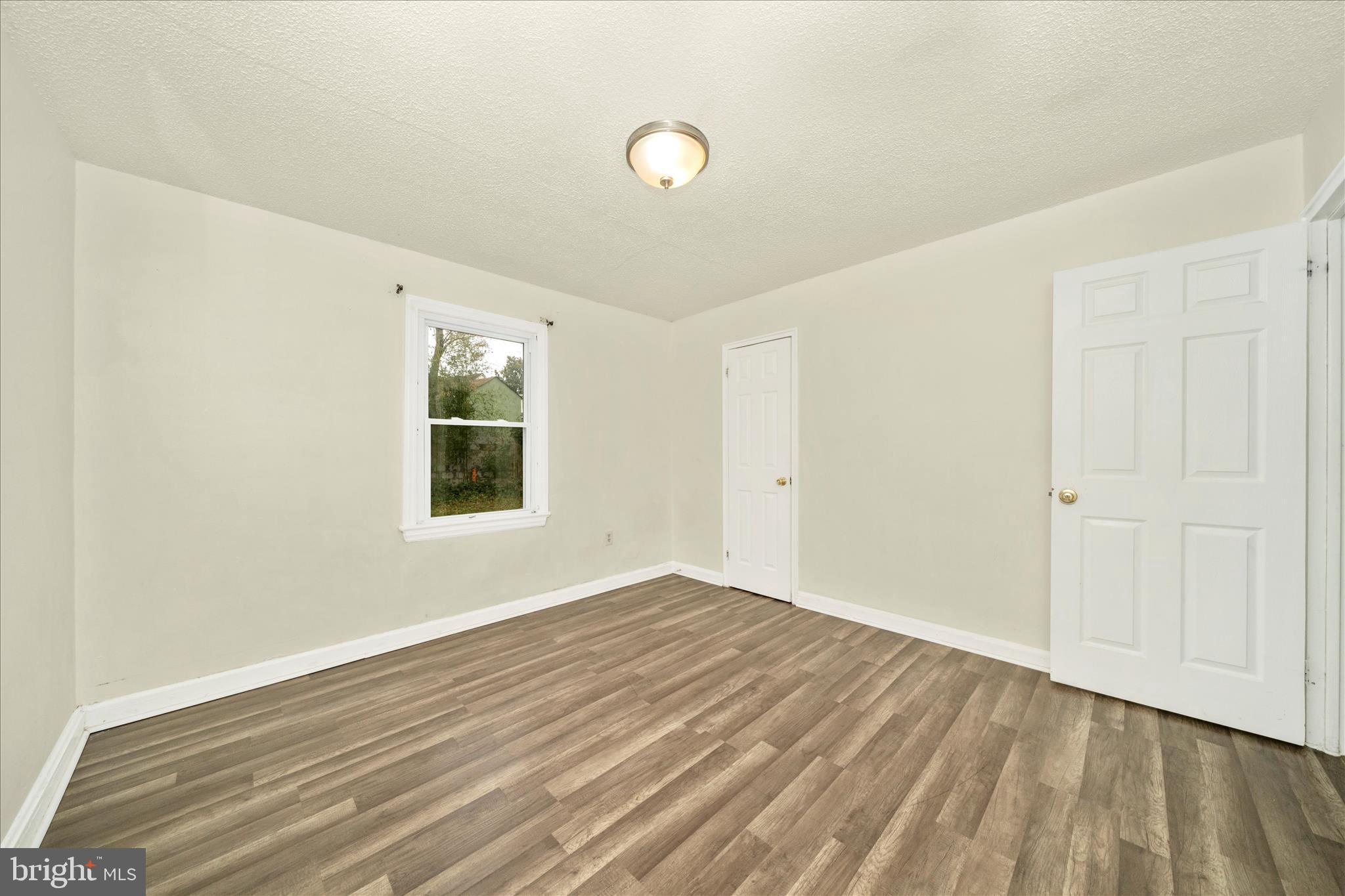 RADIANT VALLEY - Residential