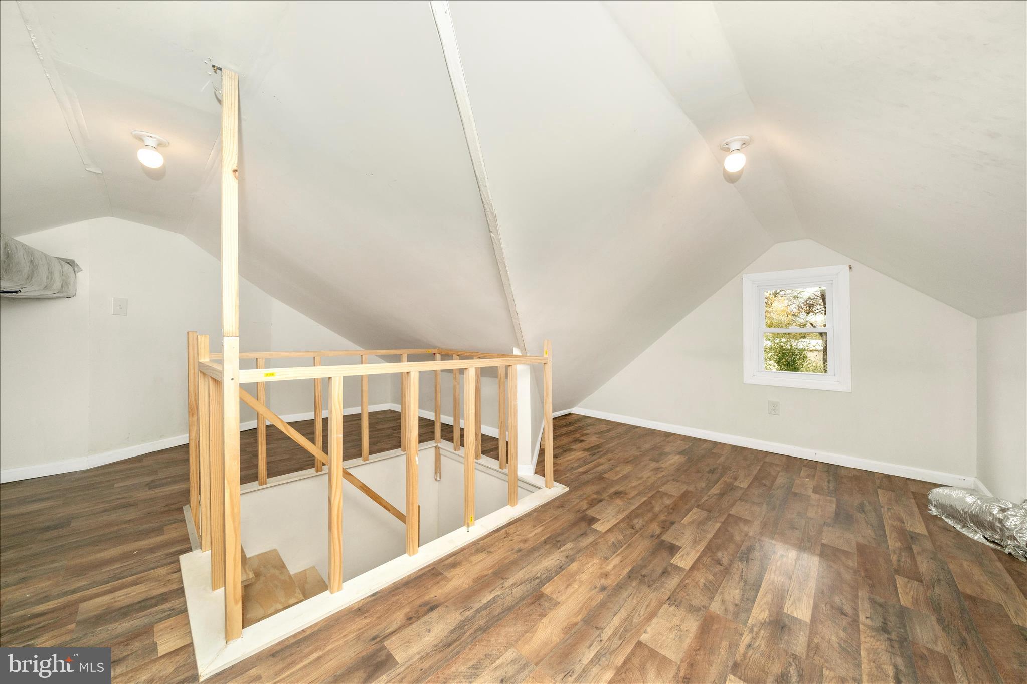 RADIANT VALLEY - Residential