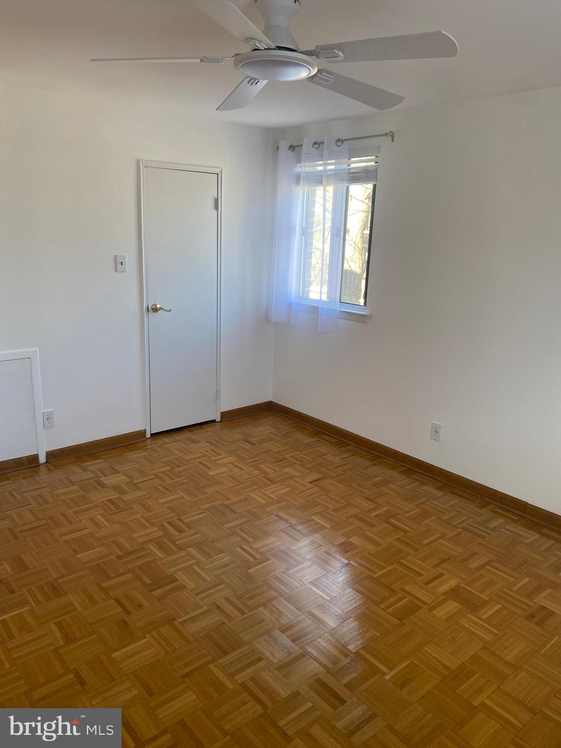 PHILADELPHIA - Residential