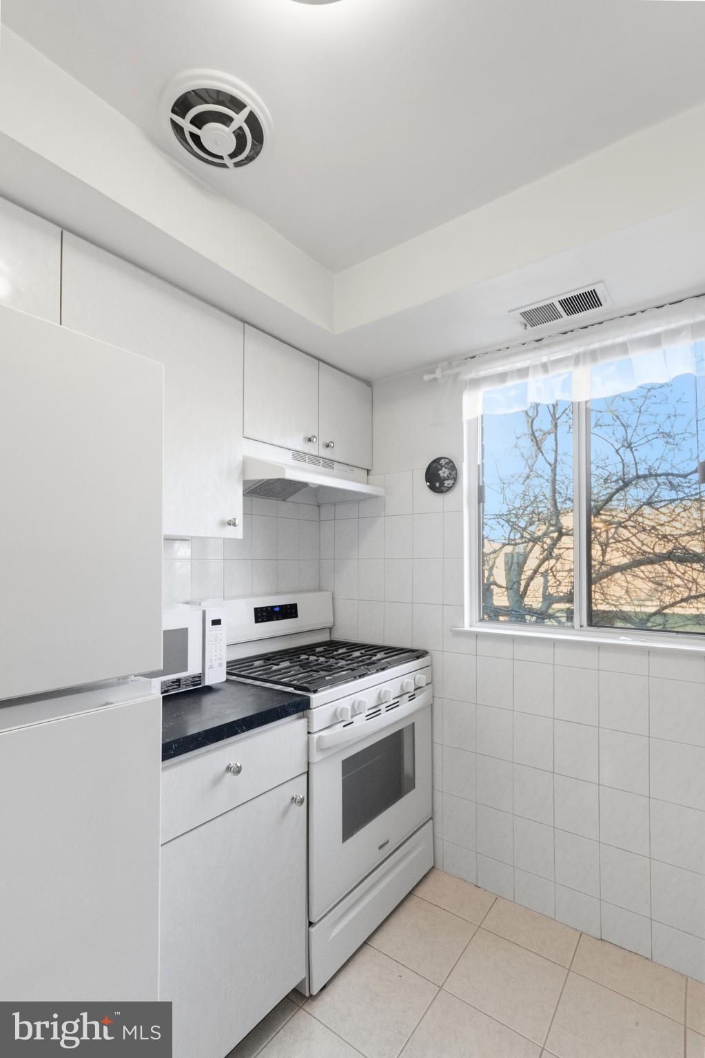 PHILADELPHIA - Residential