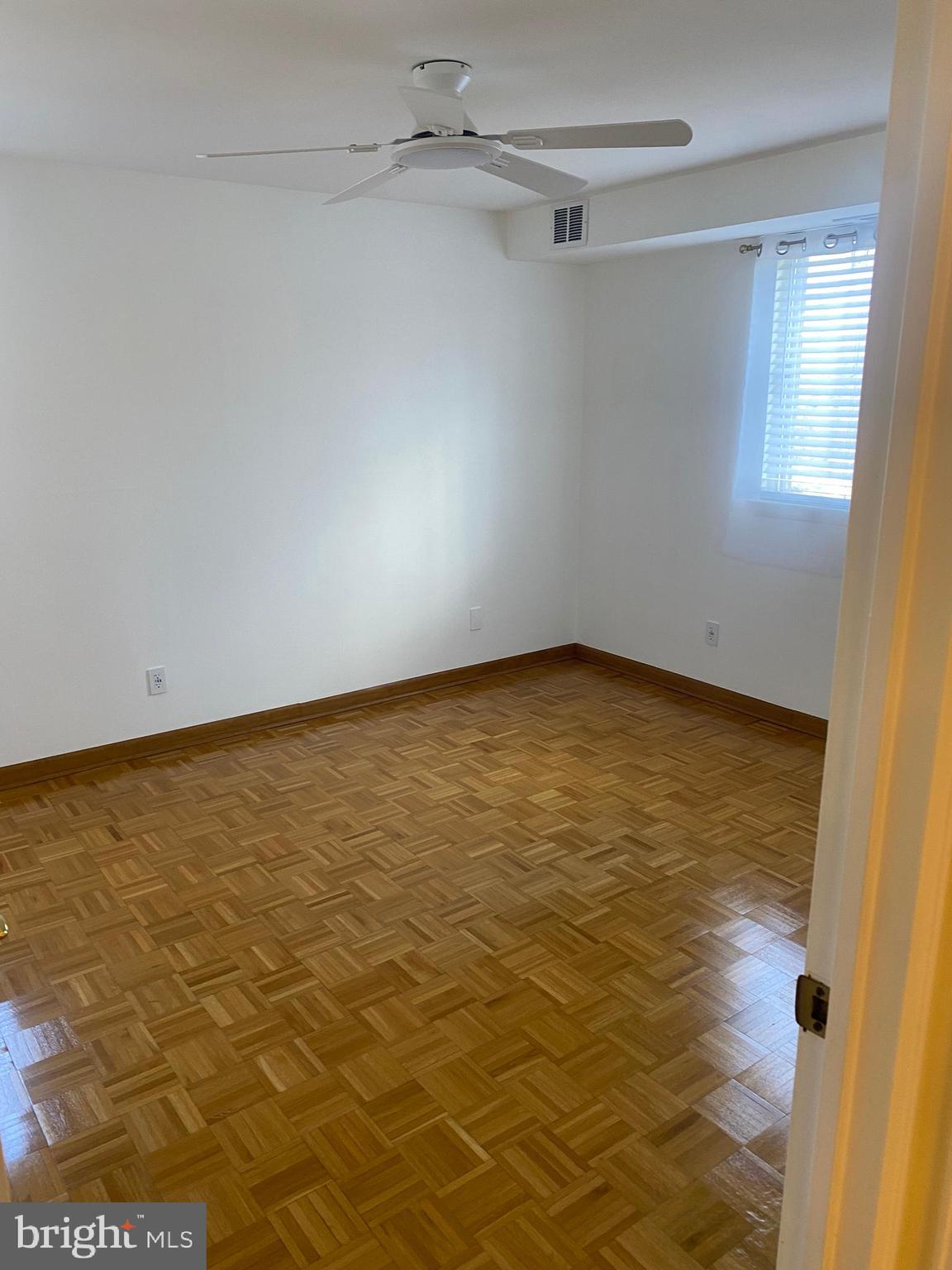 PHILADELPHIA - Residential