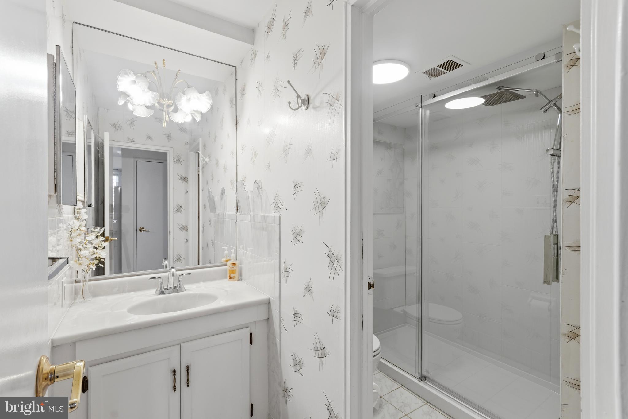 PHILADELPHIA - Residential