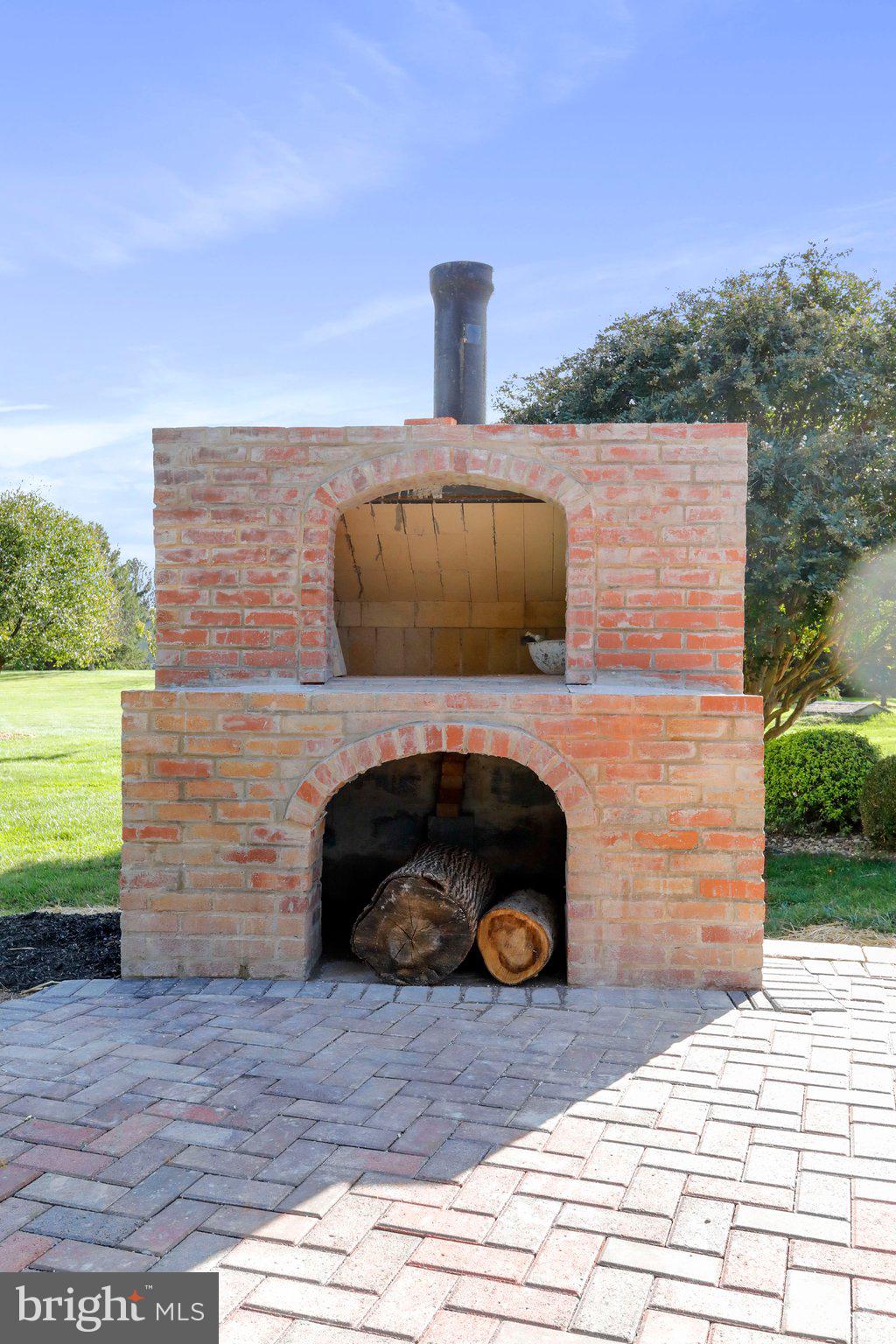 LONE OAK - Residential