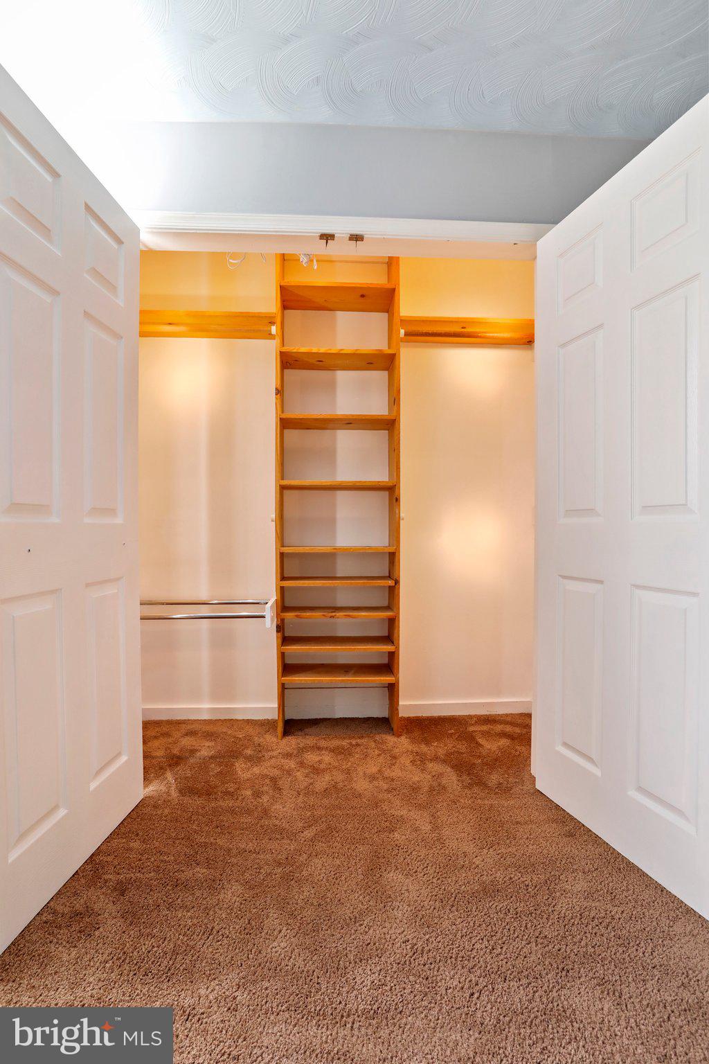 LONE OAK - Residential