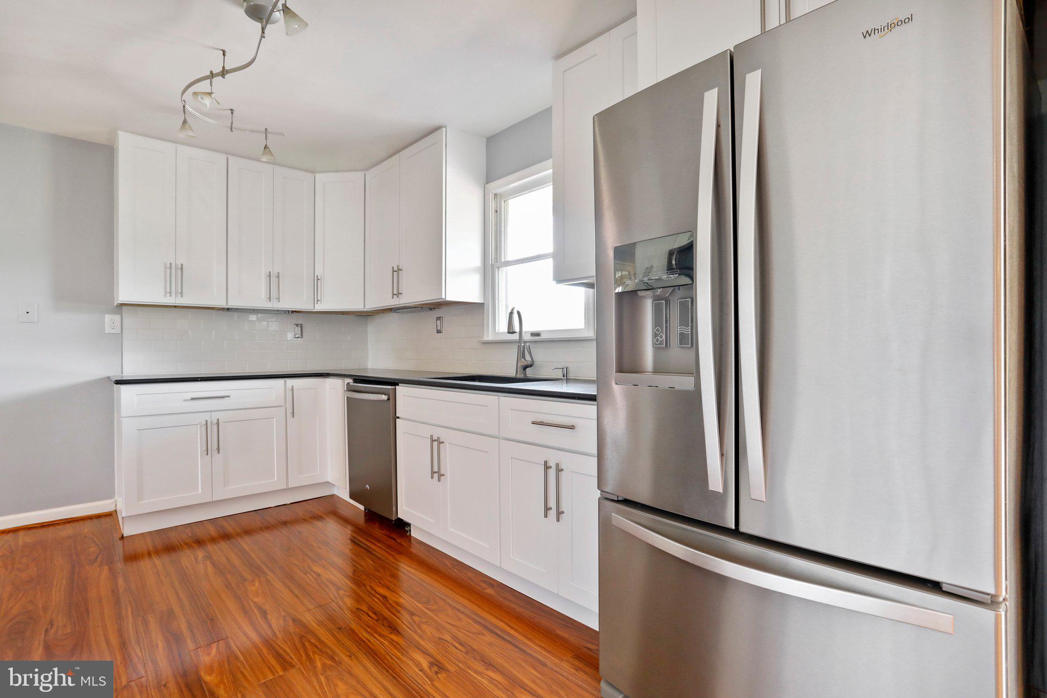 LONE OAK - Residential