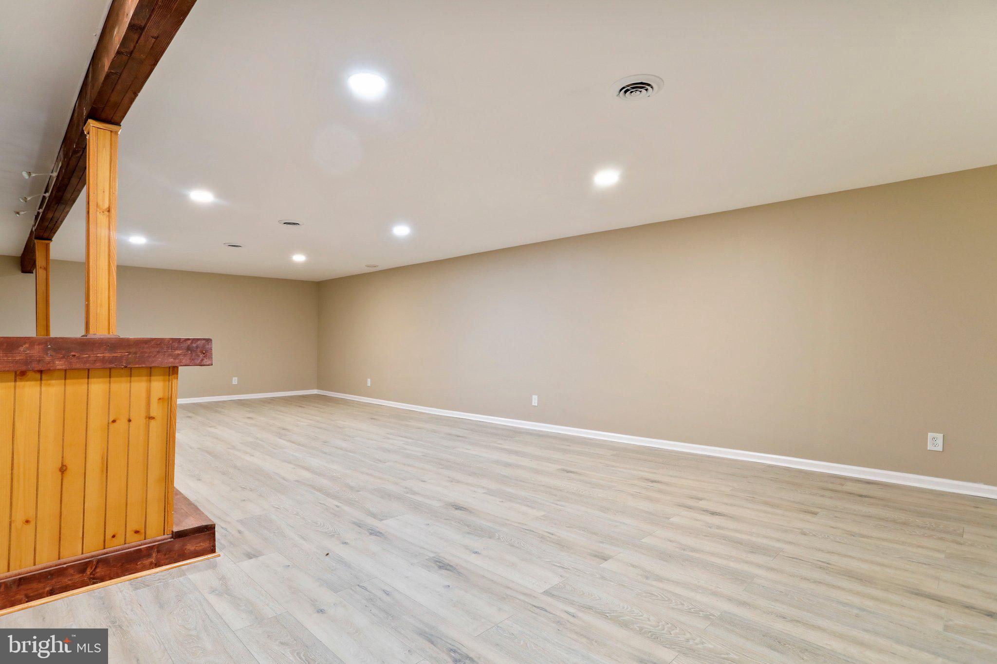 LONE OAK - Residential