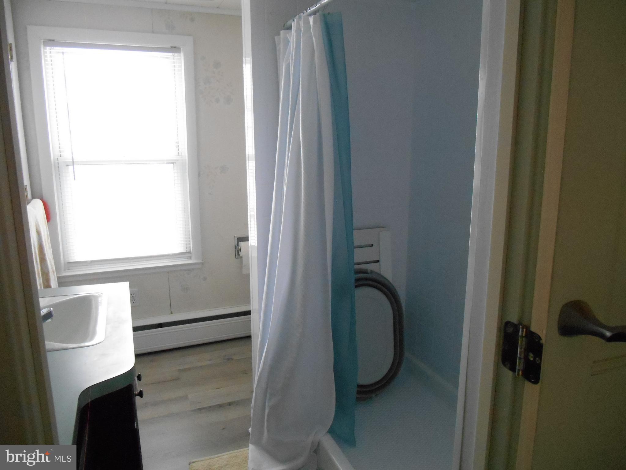 PINE GROVE - Residential