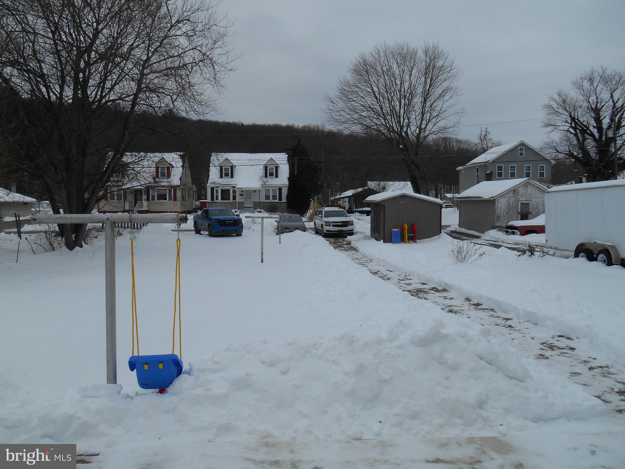 PINE GROVE - Residential