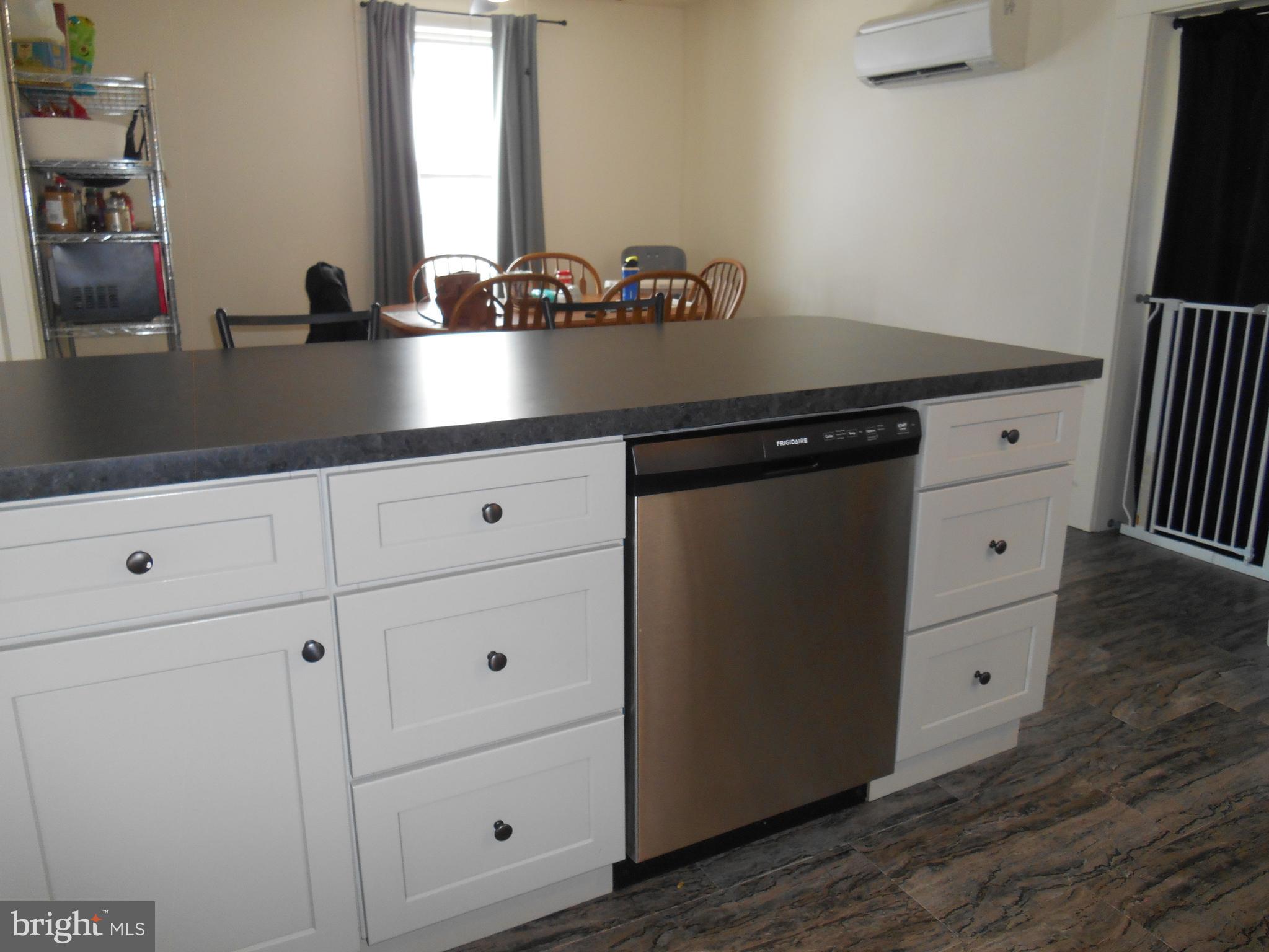 PINE GROVE - Residential