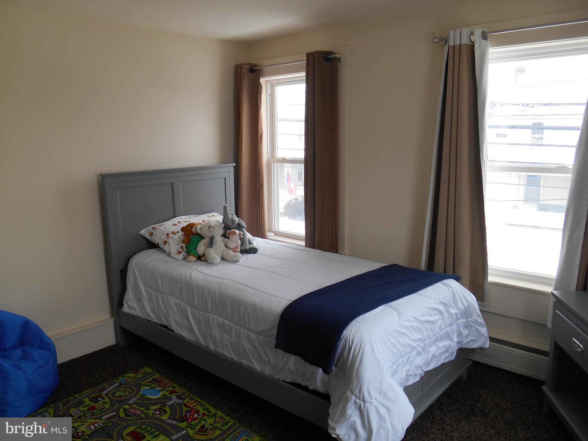 PINE GROVE - Residential