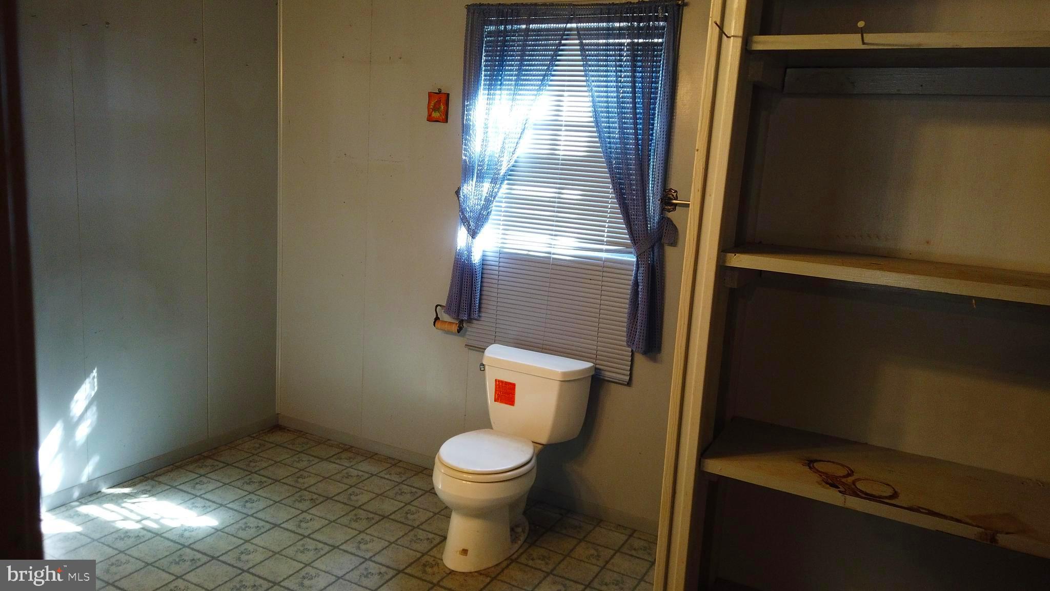 WARDEN LAKE - Residential