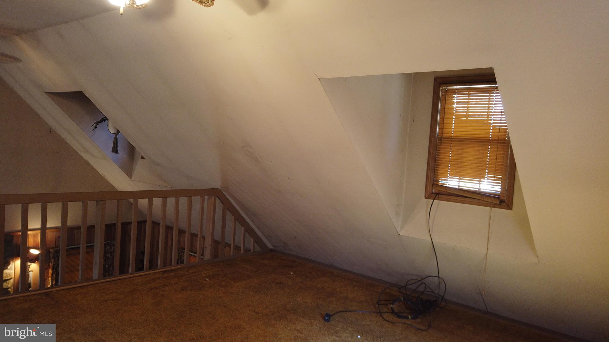 WARDEN LAKE - Residential