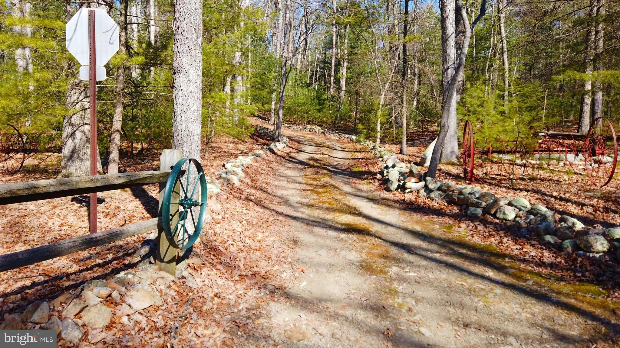 WARDEN LAKE - Residential