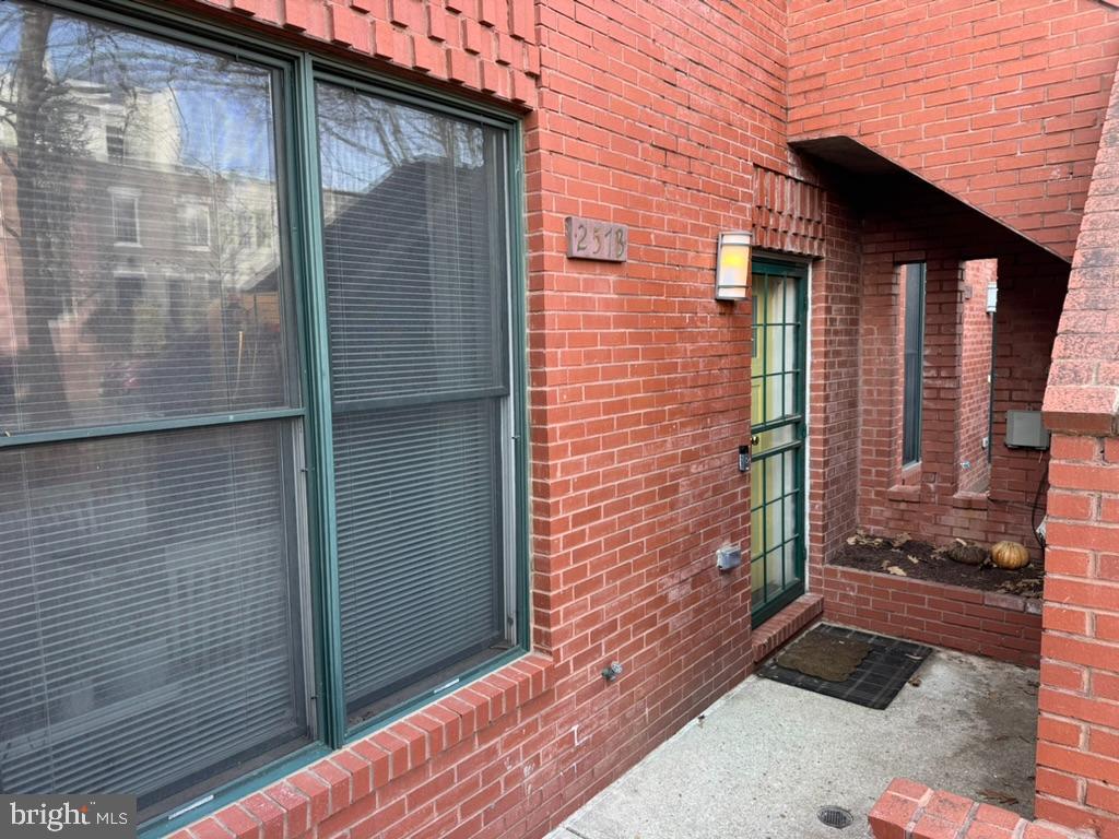 257 14TH STREET SE B