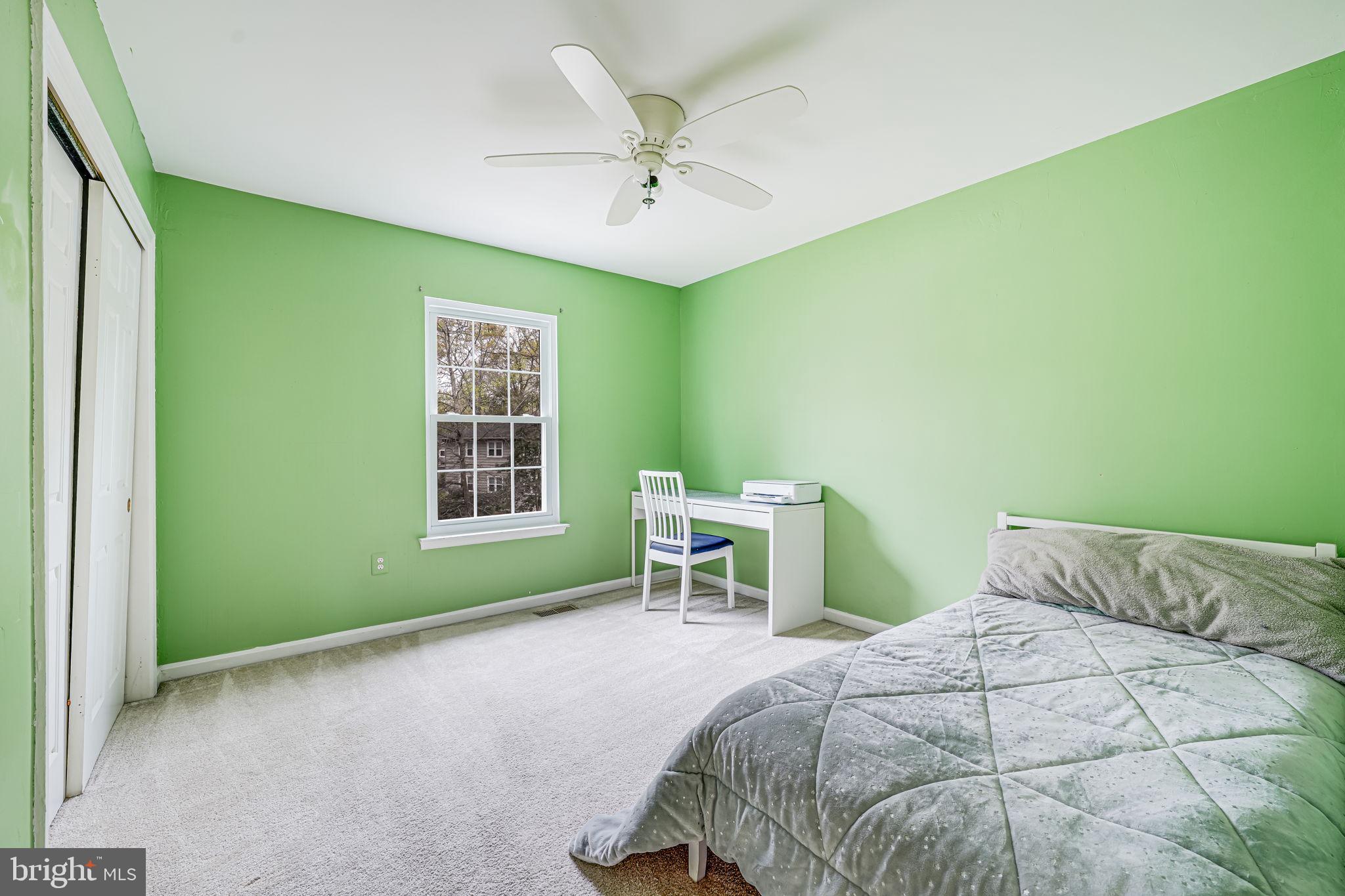 COUNTRY CLUB LAKE - Residential