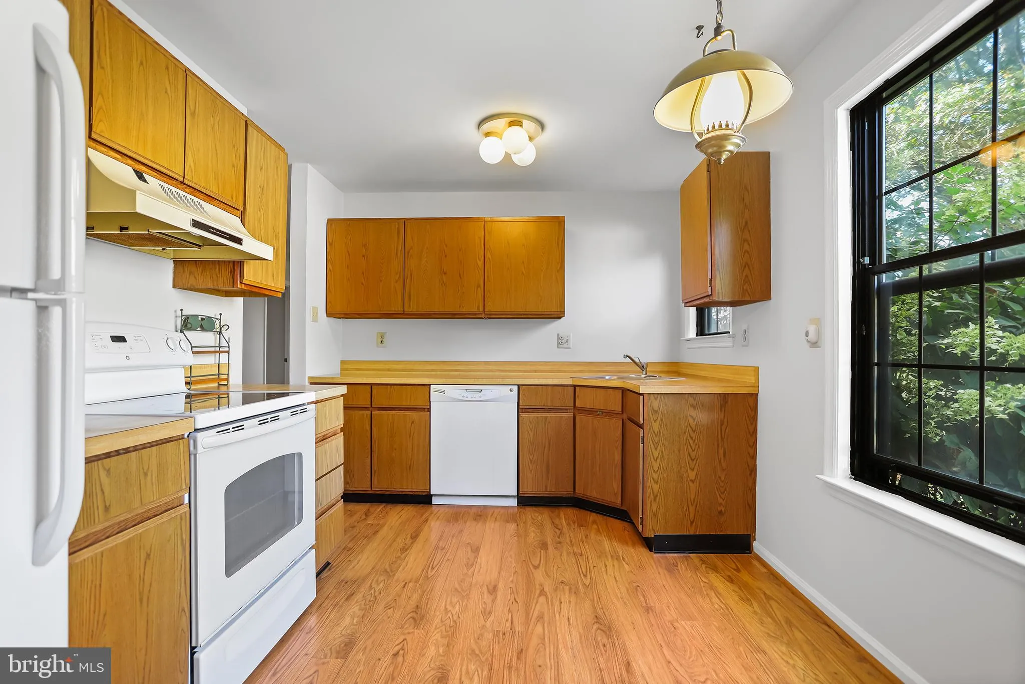 West Chester, Pennsylvania 19382, United States, 2 Bedrooms Bedrooms, ,2 BathroomsBathrooms,Residential,Active,212435